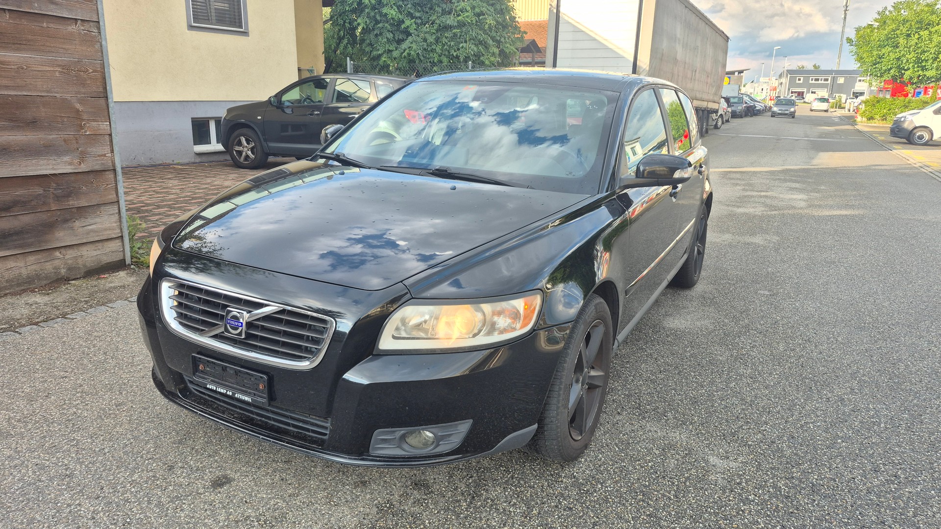 VOLVO V50 2.0D Powershift-image-0