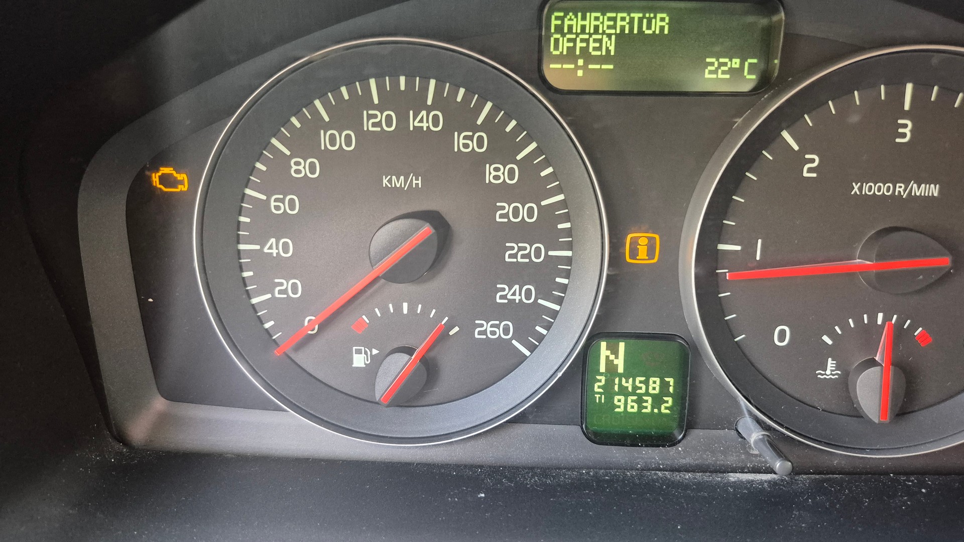 VOLVO V50 2.0D Powershift-image-10