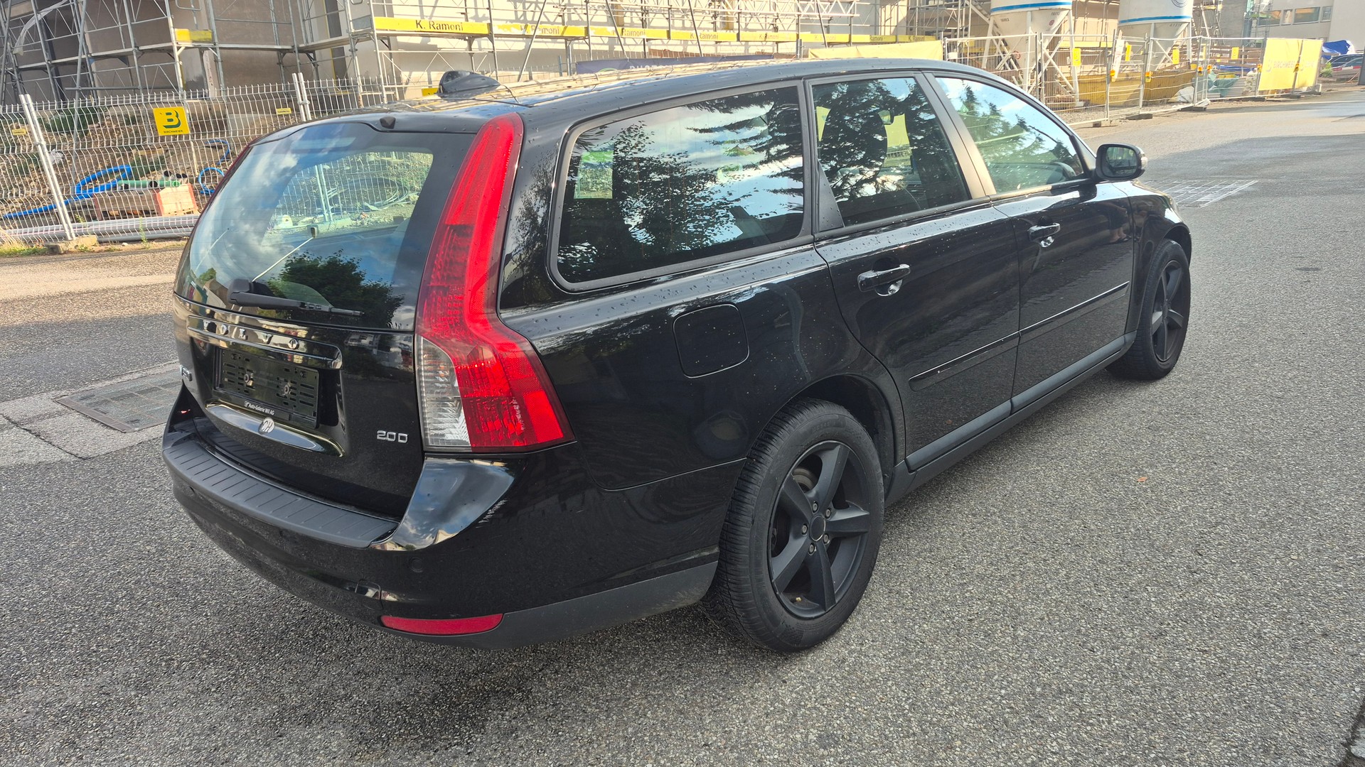 VOLVO V50 2.0D Powershift-image-4