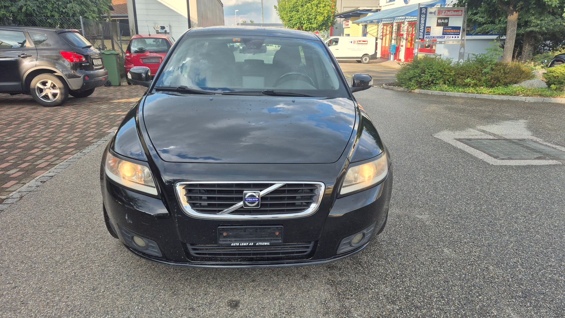 VOLVO V50 2.0D Powershift-image-1