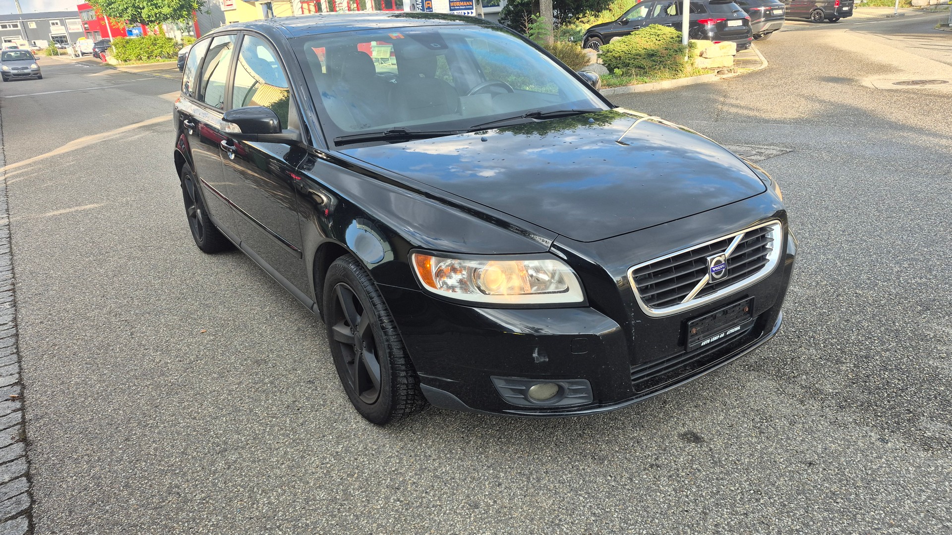 VOLVO V50 2.0D Powershift-image-2