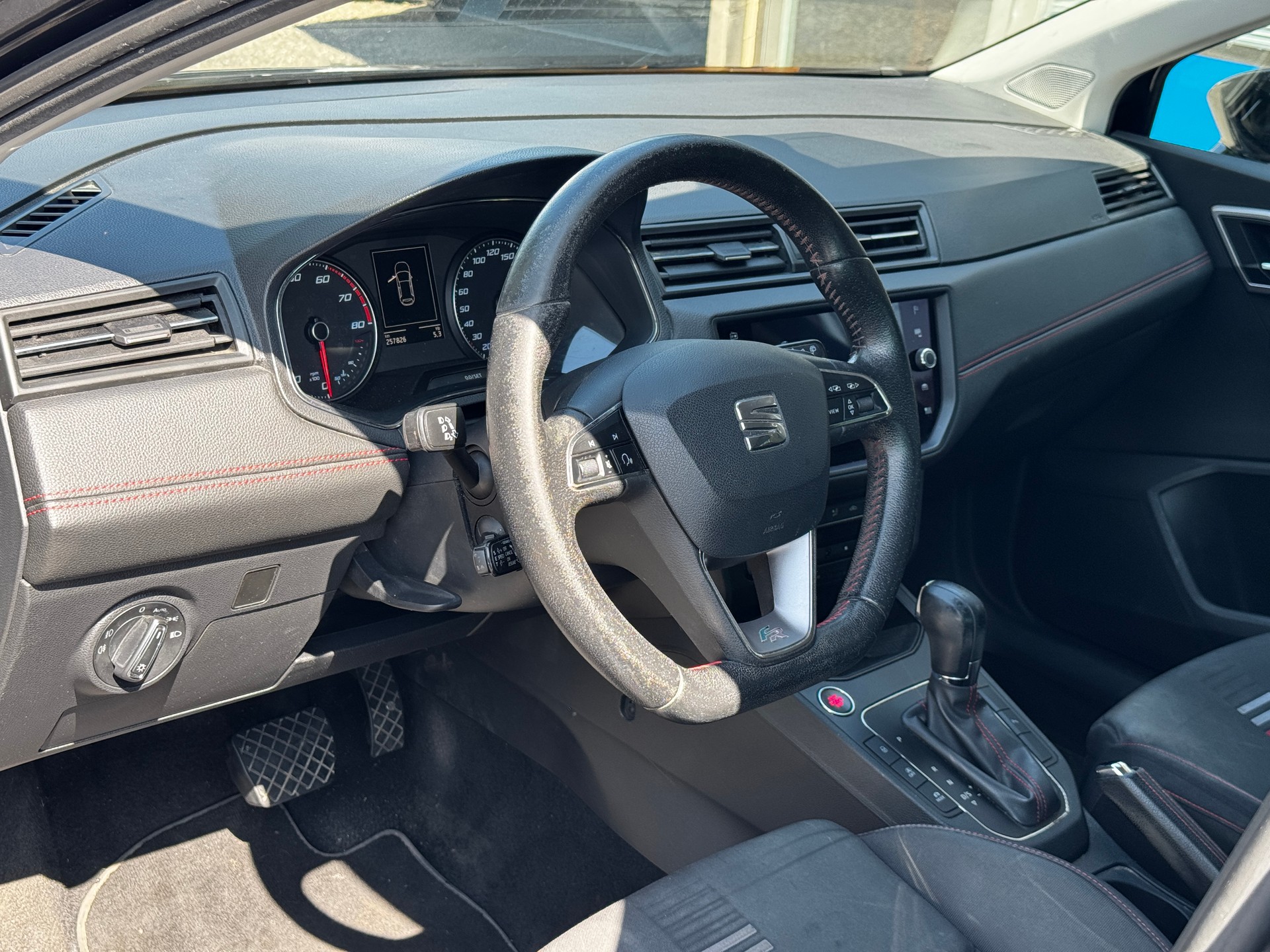 SEAT Ibiza 1.0 EcoTSI Swiss FR Evolution-image-10