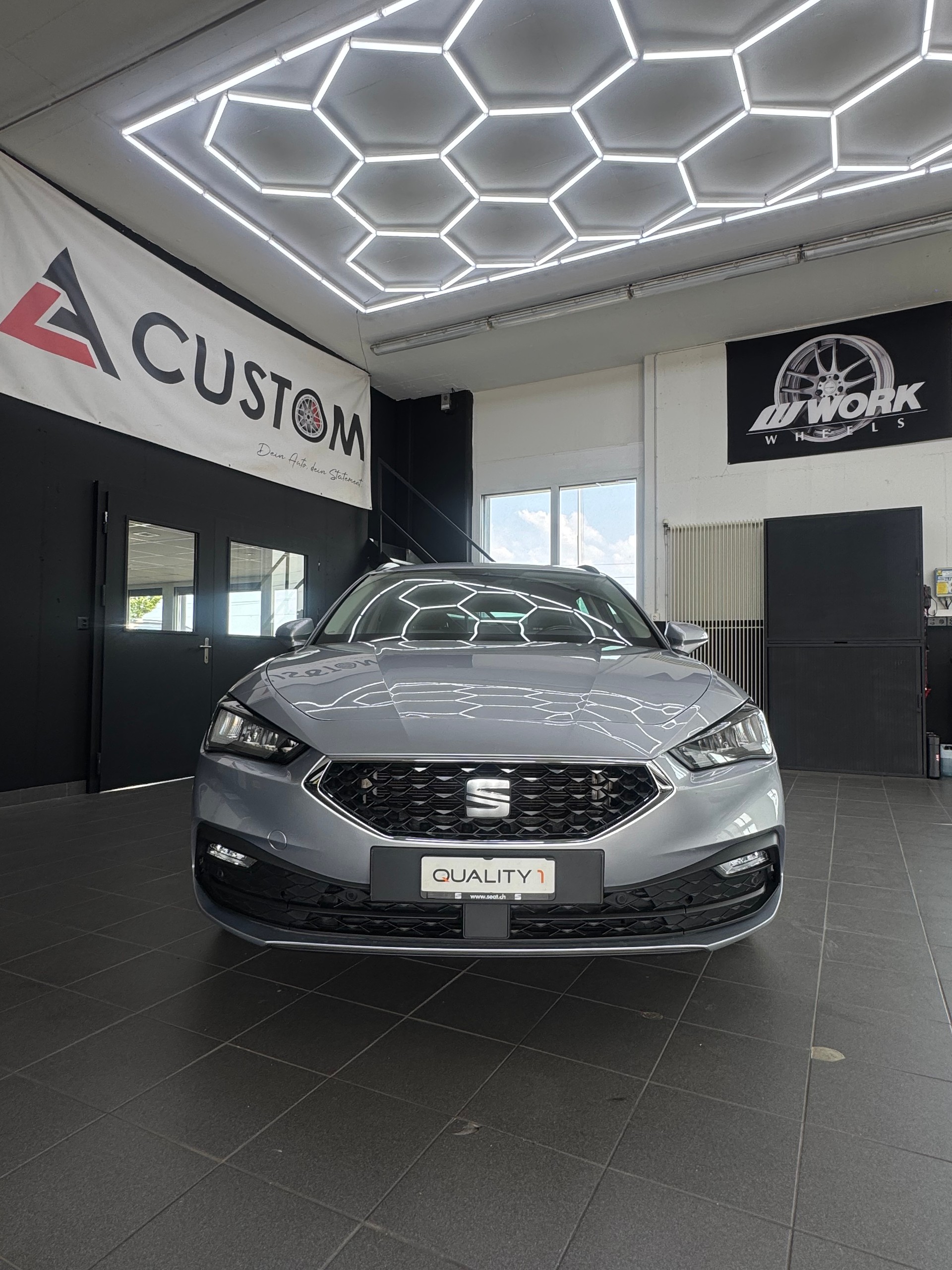 SEAT Leon ST 2.0 TDI EVO DSG Hola FR-image-2