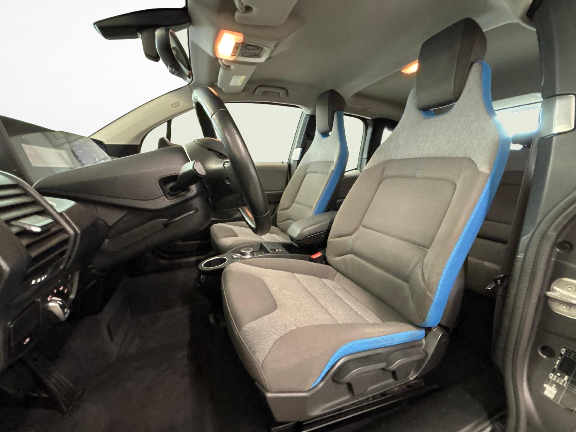 BMW i3 120 Ah-image-10