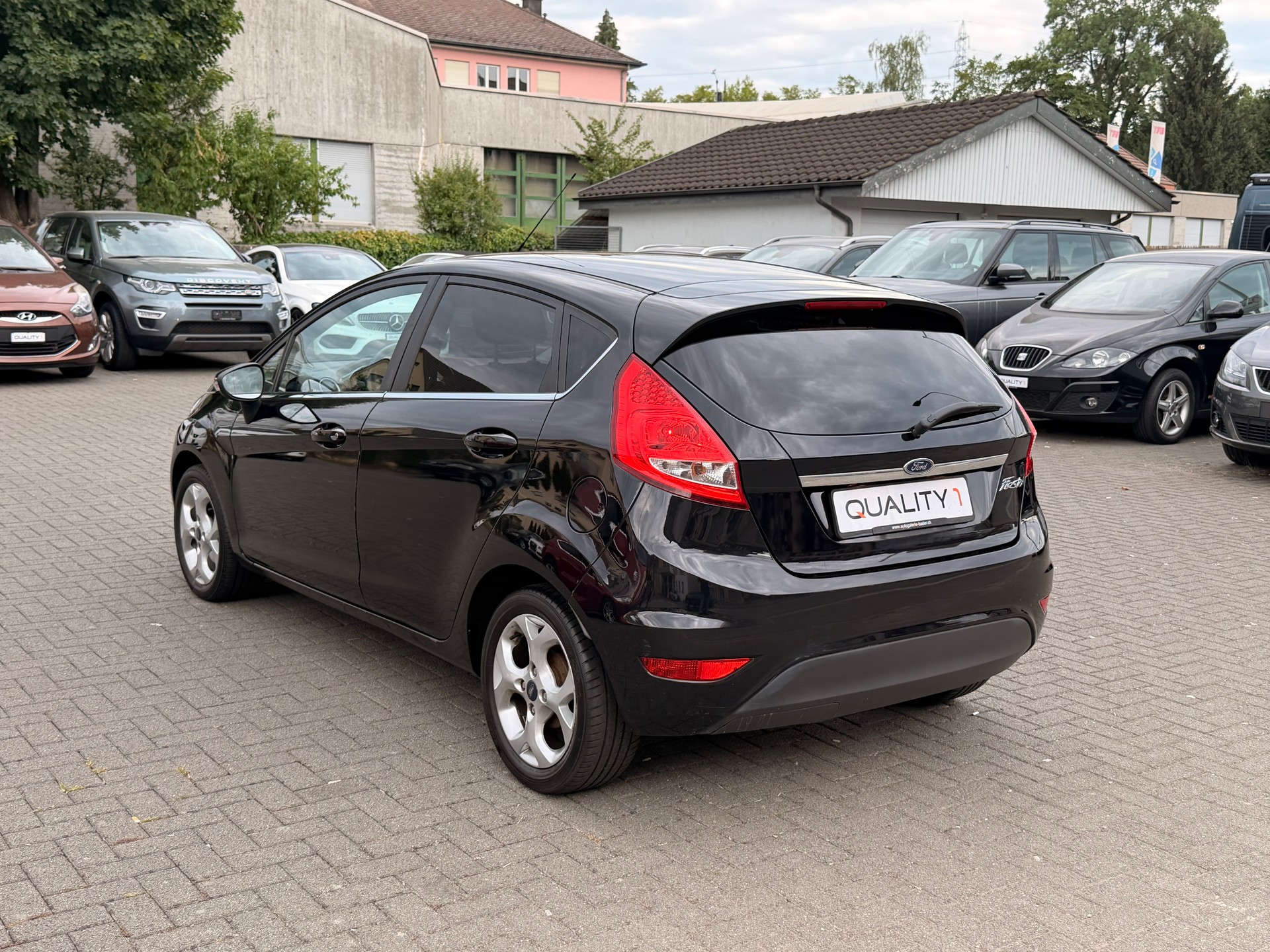 FORD Fiesta 1.6 16V Titanium-image-9