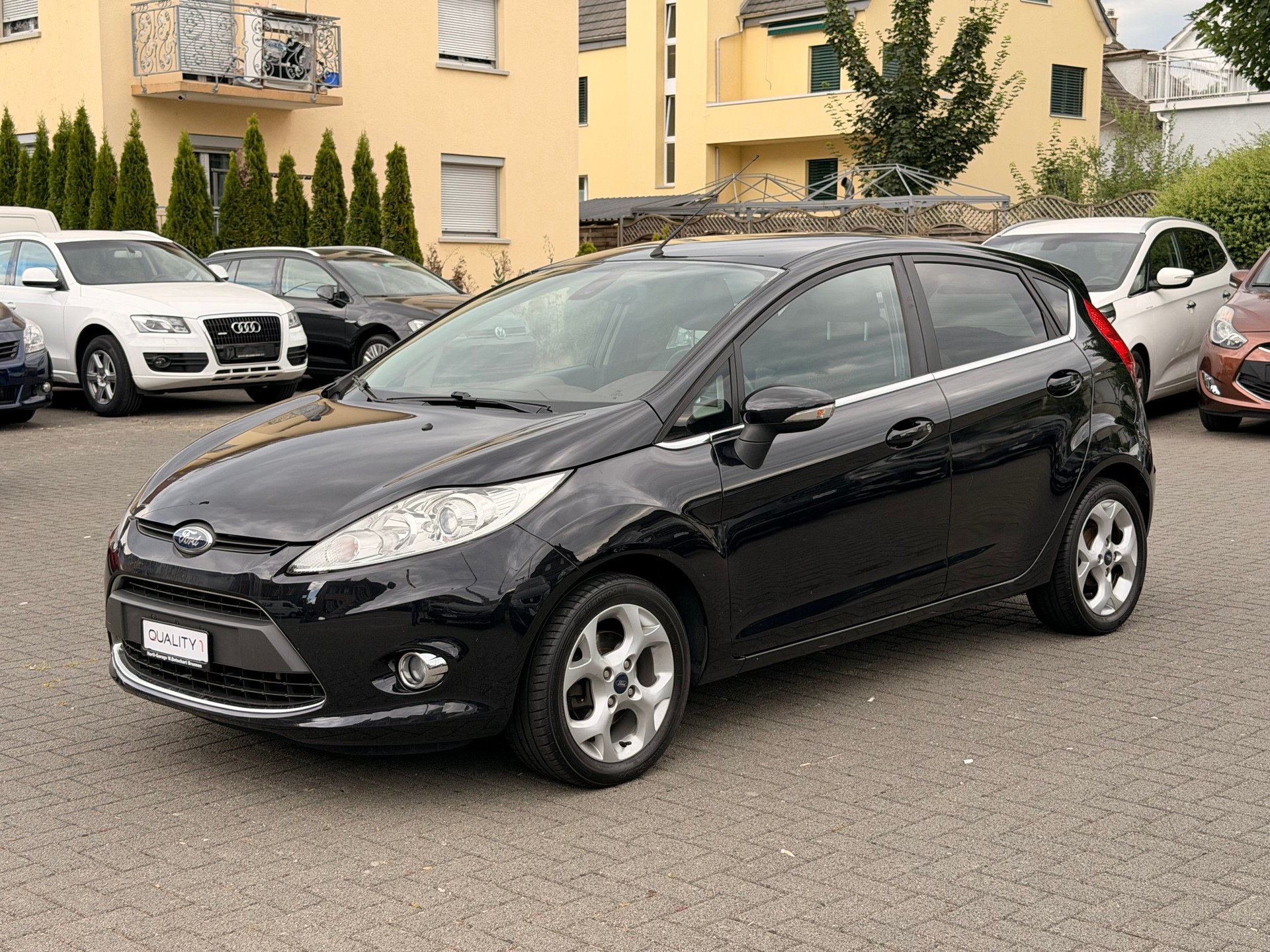 FORD Fiesta 1.6 16V Titanium-image-2