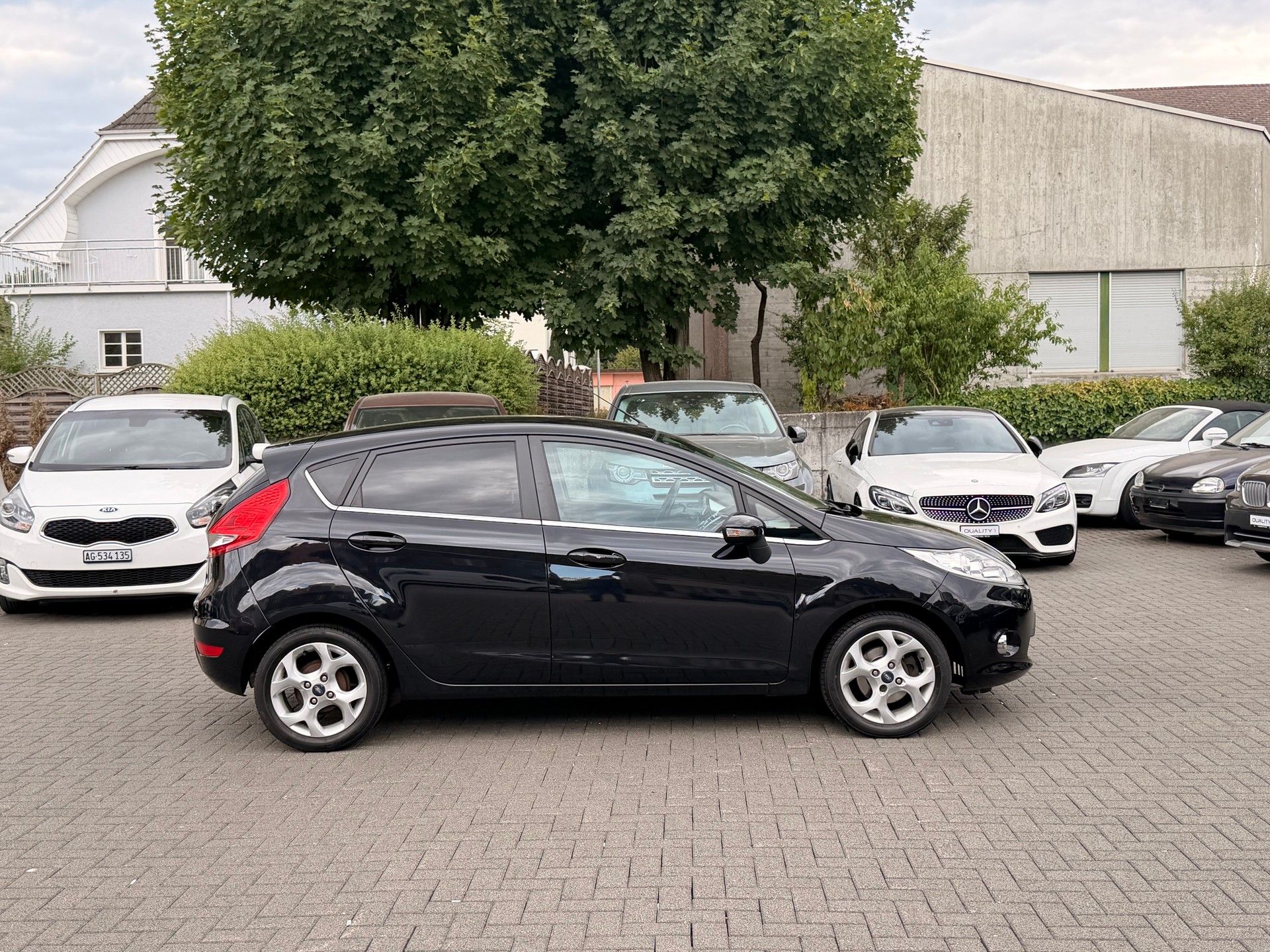 FORD Fiesta 1.6 16V Titanium-image-7