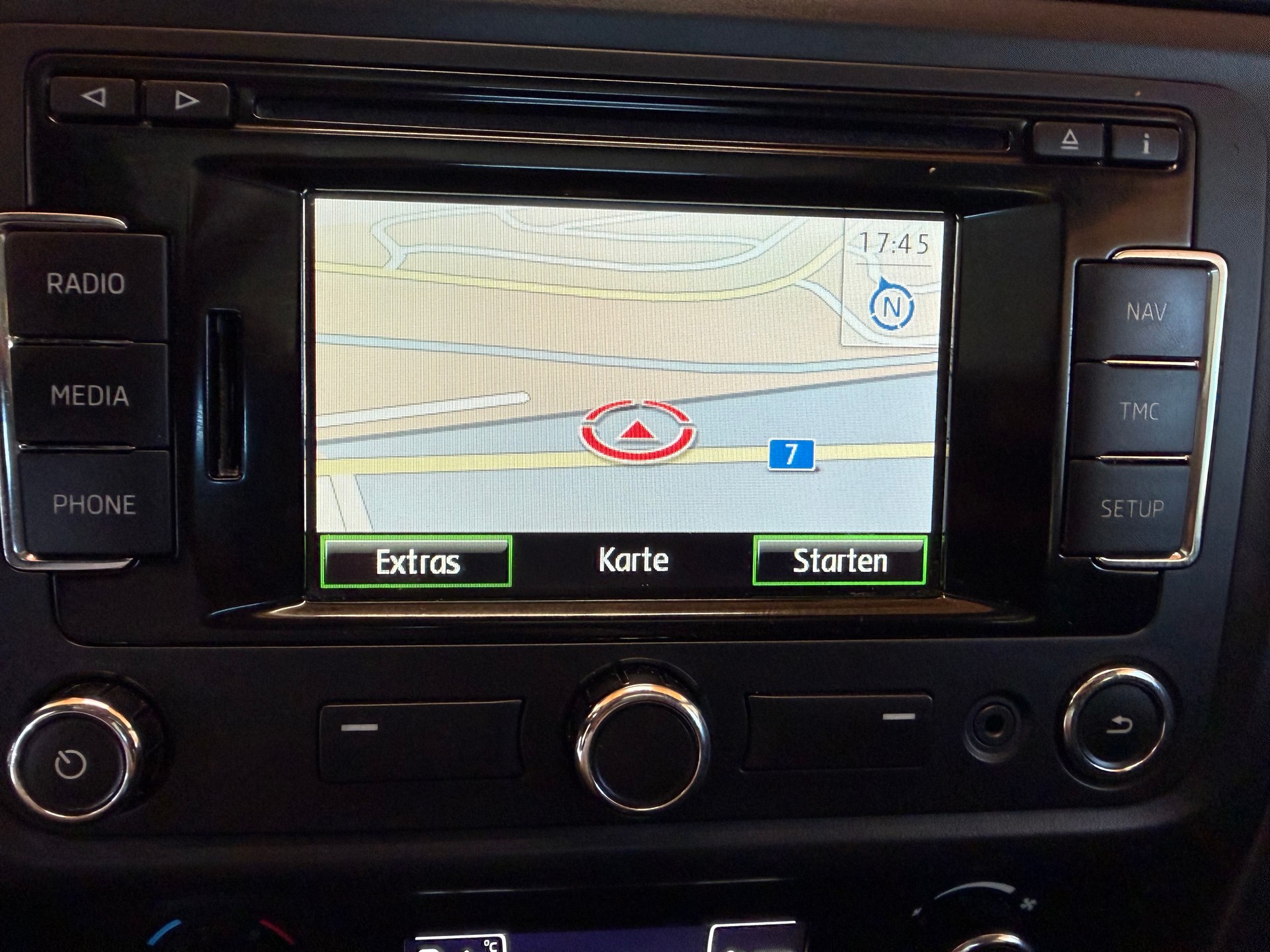 SKODA Rapid Spaceback 1.2 TSI Elegance-image-12