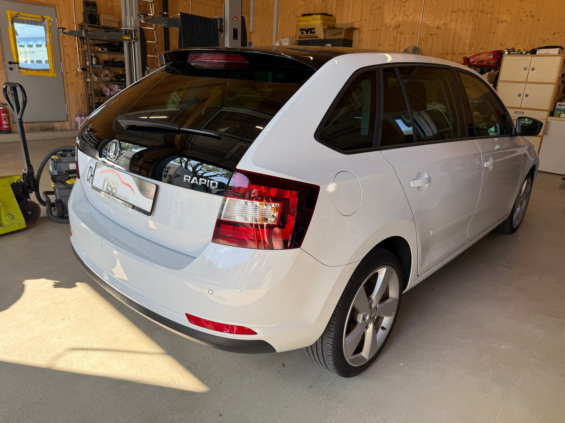SKODA Rapid Spaceback 1.2 TSI Elegance-image-3