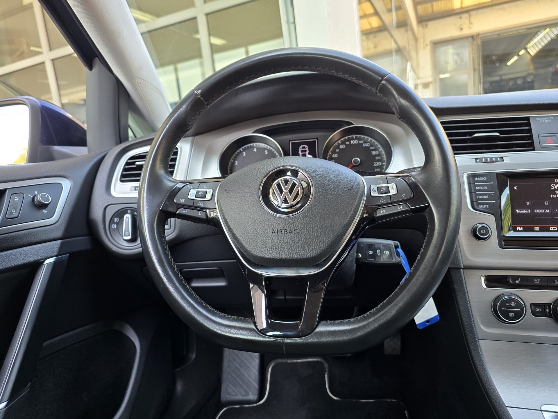 VW Golf 1.4 TSI Comfortline DSG-image-9