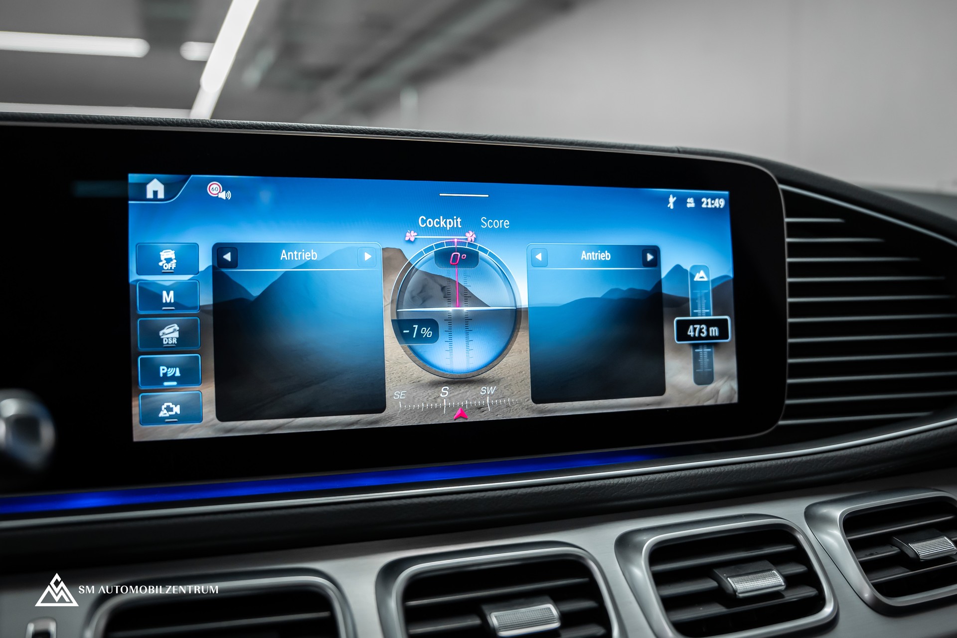 MERCEDES-BENZ GLE 450 AMG Line 4matic / Werksgarantie / Panorama / 360° / AHK / Head-Up-image-36
