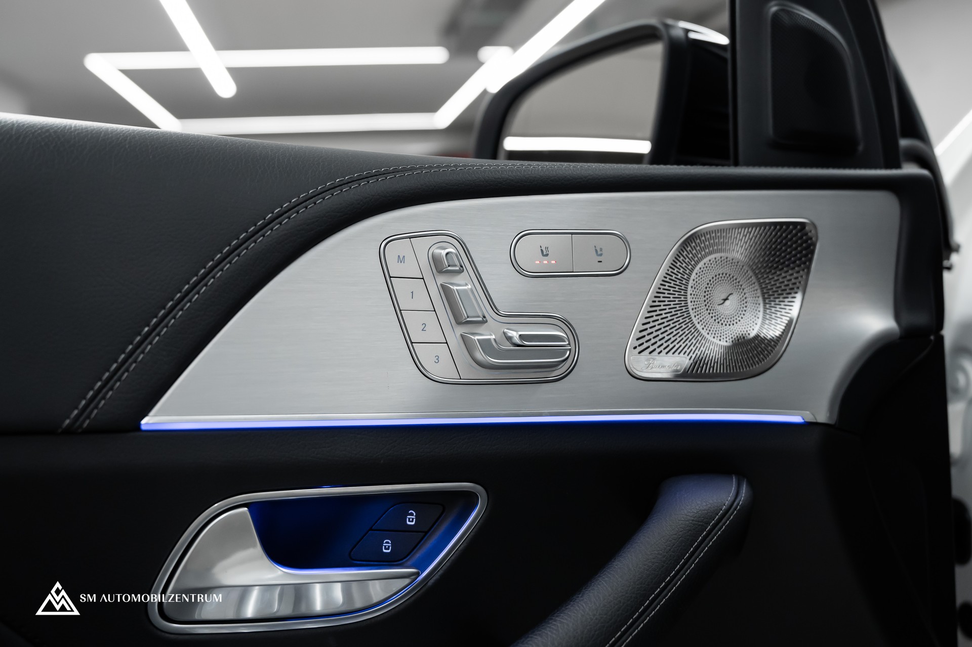MERCEDES-BENZ GLE 450 AMG Line 4matic / Werksgarantie / Panorama / 360° / AHK / Head-Up-image-21