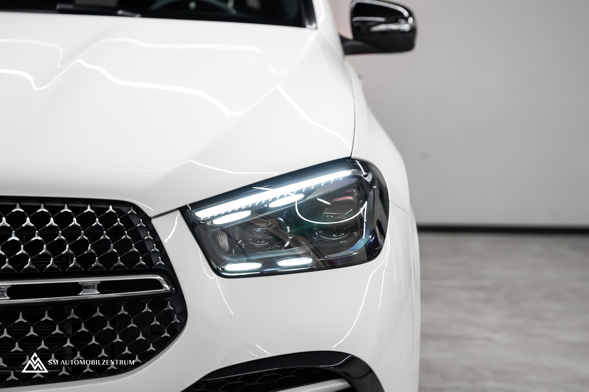 MERCEDES-BENZ GLE 450 AMG Line 4matic / Werksgarantie / Panorama / 360° / AHK / Head-Up-showroom-element-2