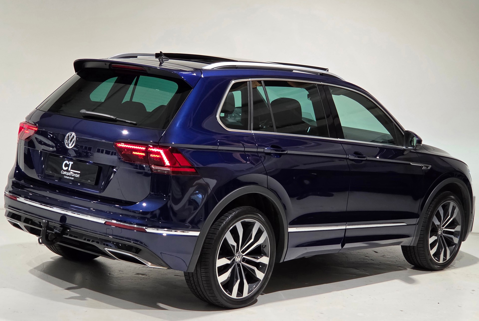 VW Tiguan 2.0TSI RLine 4Motion DSG-image-27