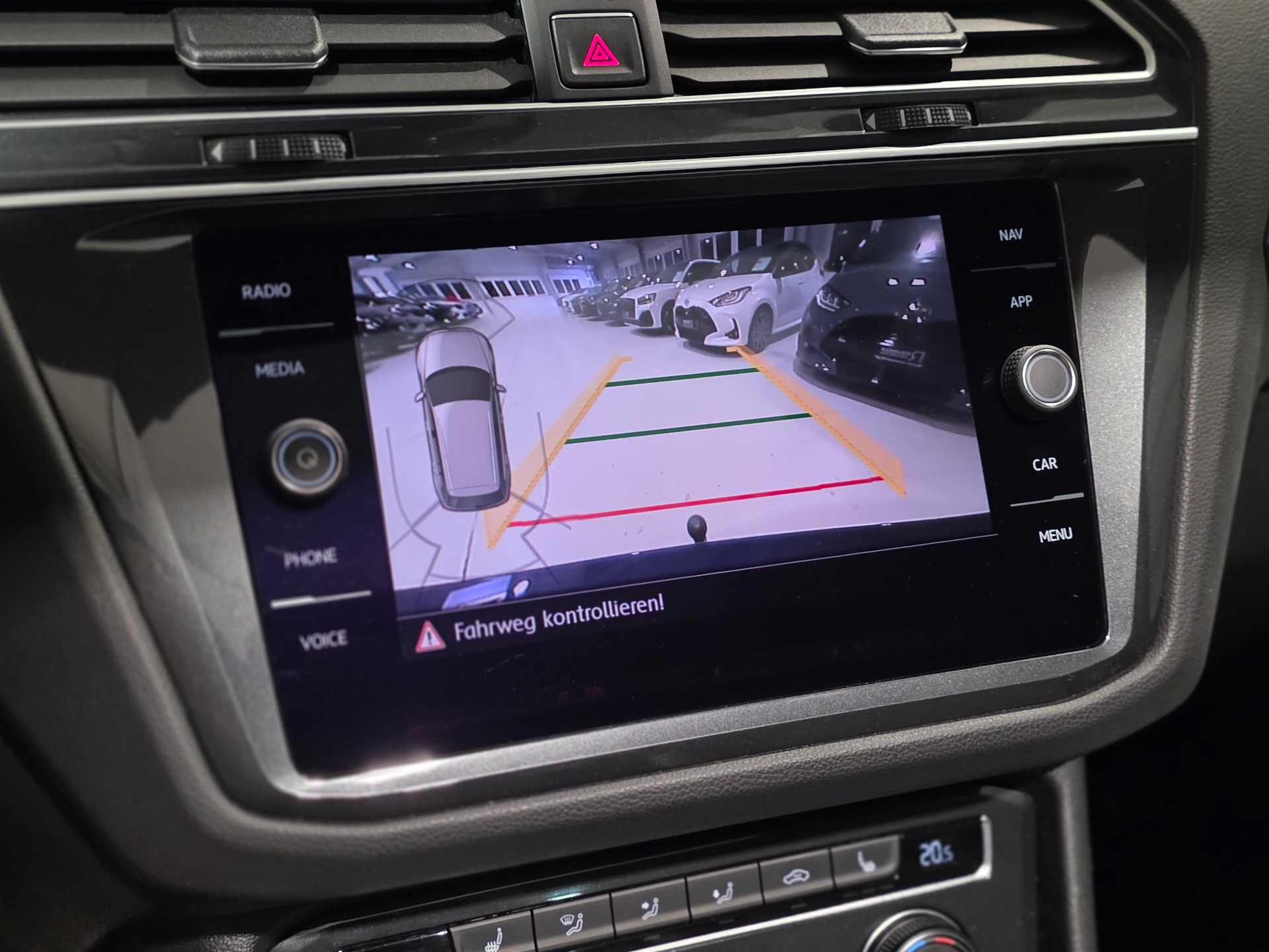 VW Tiguan 2.0TSI RLine 4Motion DSG-image-10