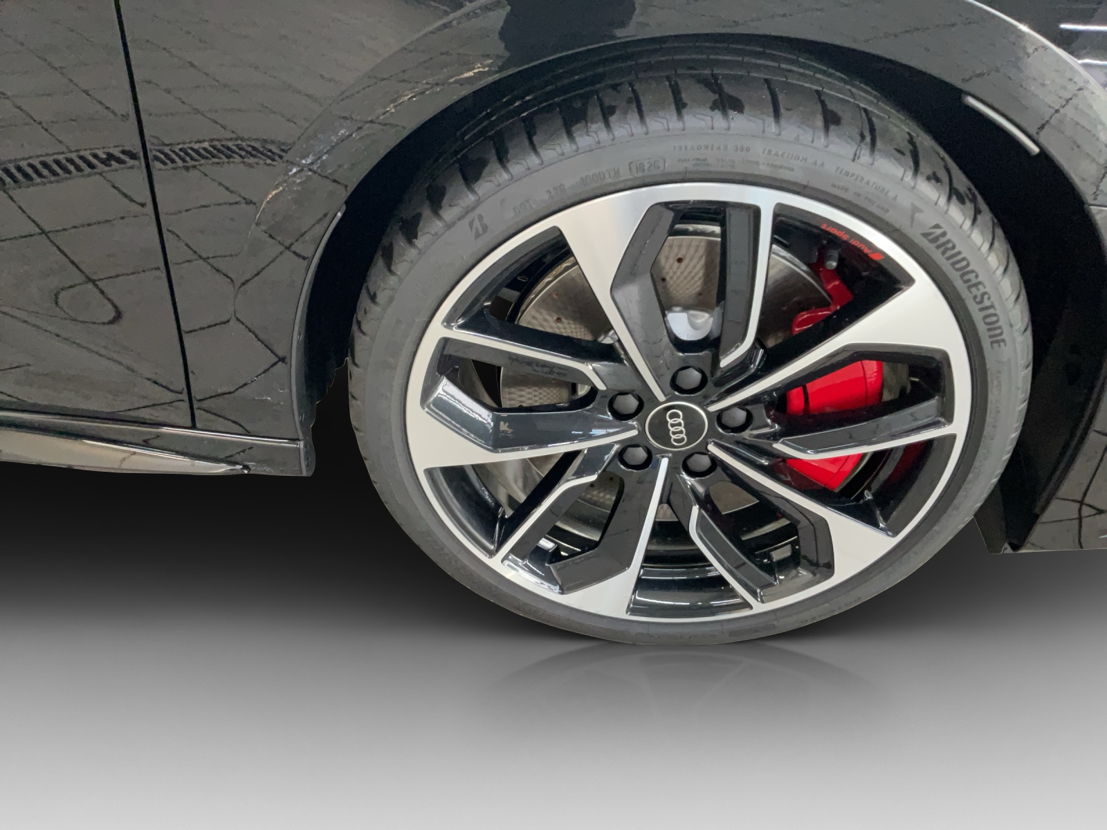 AUDI S3 Sportback TFSI quattro S-tronic-image-14