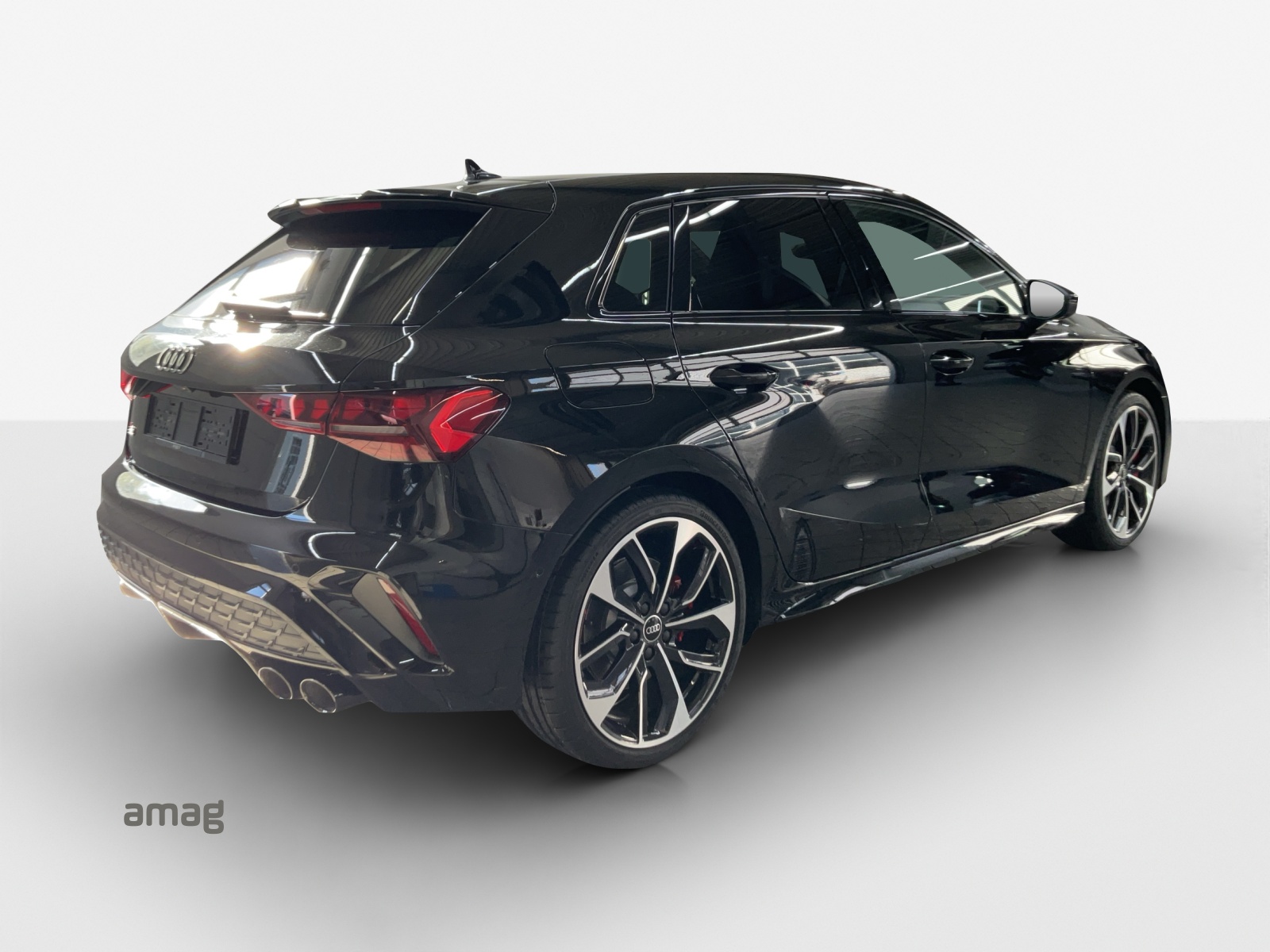 AUDI S3 Sportback TFSI quattro S-tronic-image-4