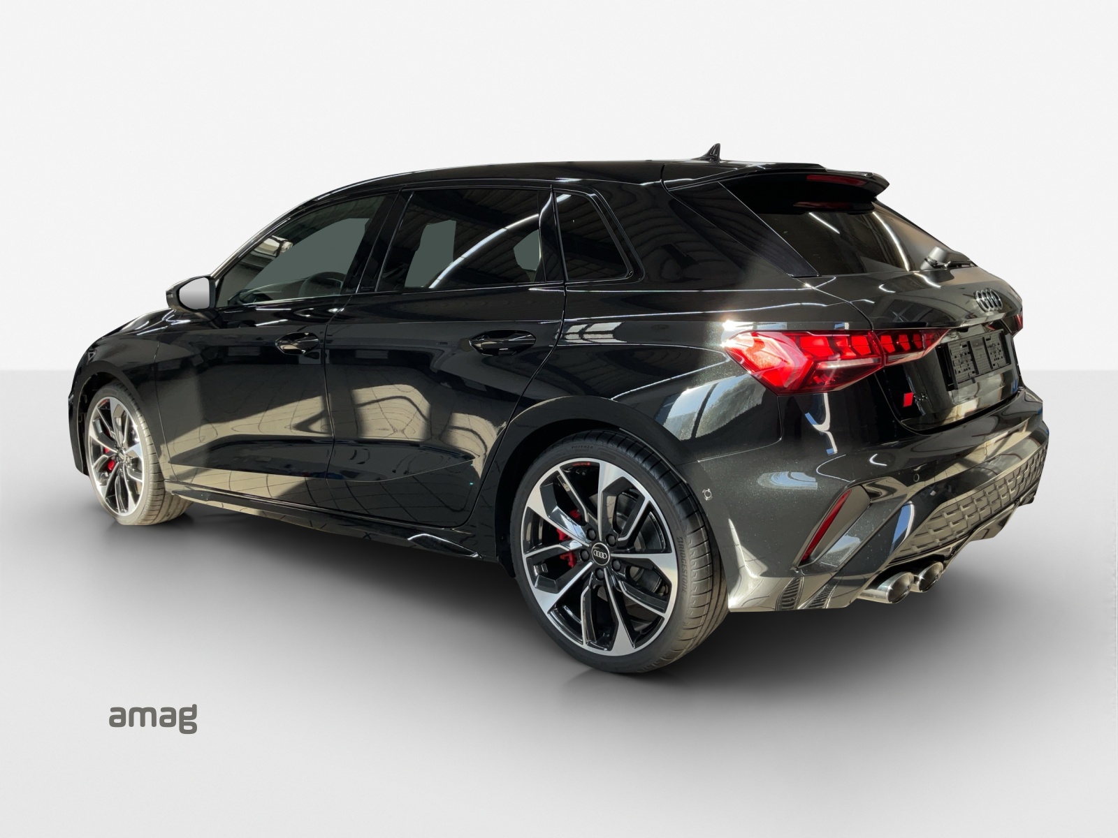 AUDI S3 Sportback TFSI quattro S-tronic-image-2
