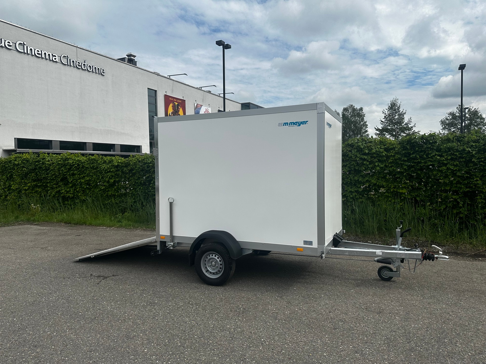 WM MEYER AZ 1325/126 S35 HK-image-10