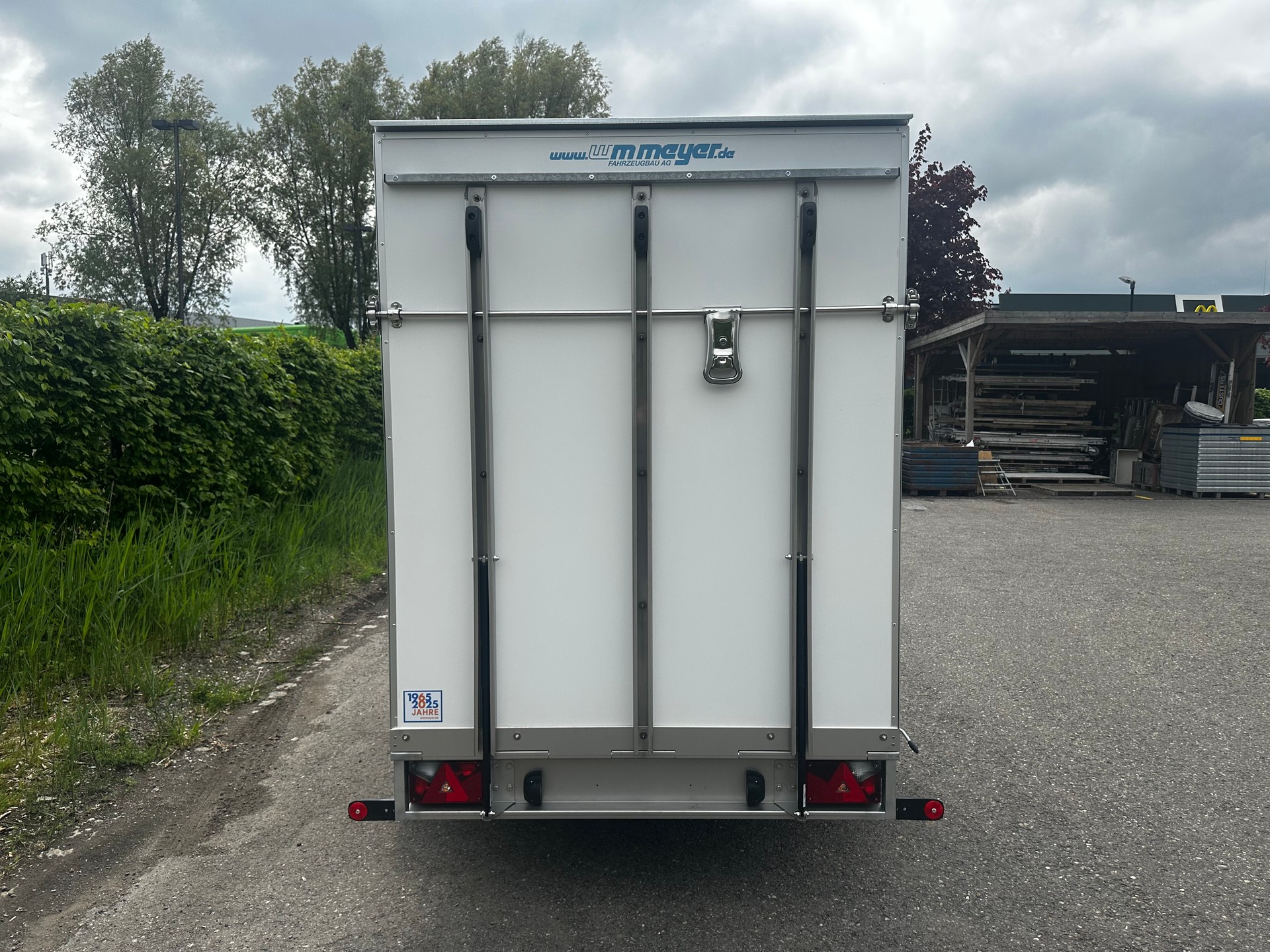 WM MEYER AZ 1325/126 S35 HK-image-5