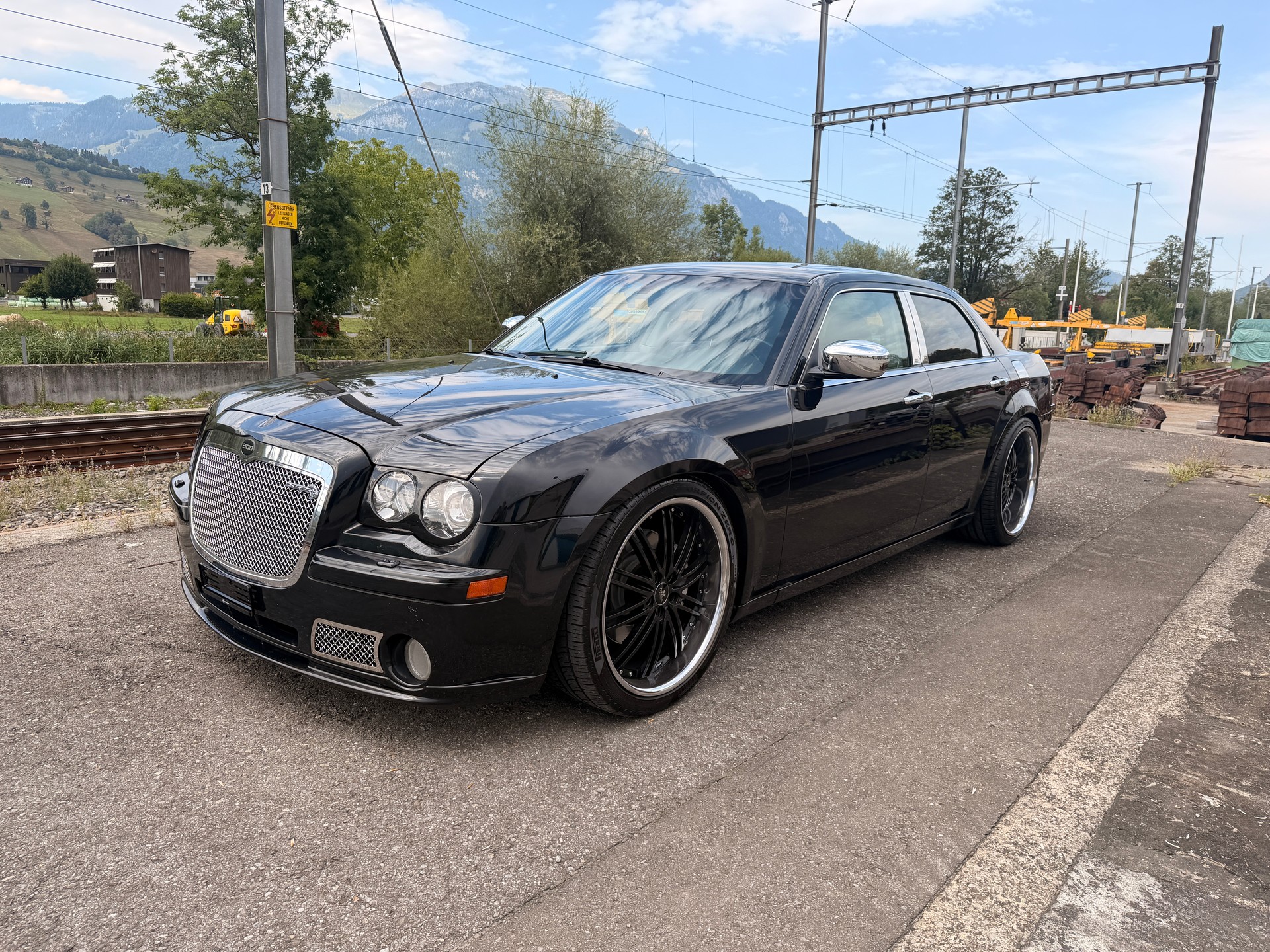 CHRYSLER SRT8 6,1 HEMI V8