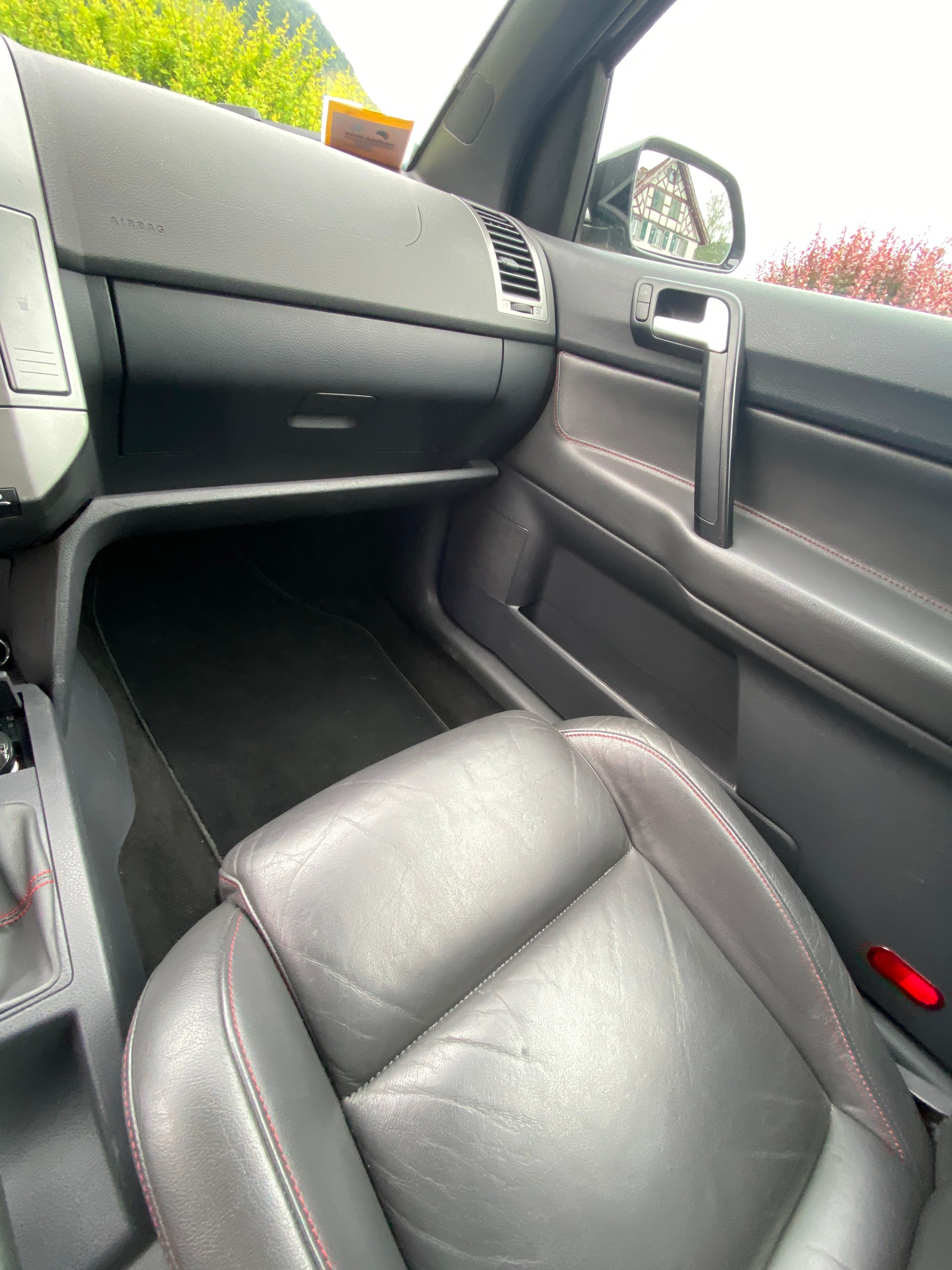 VW 1.8 Turbo GTI Cup Edition-image-4