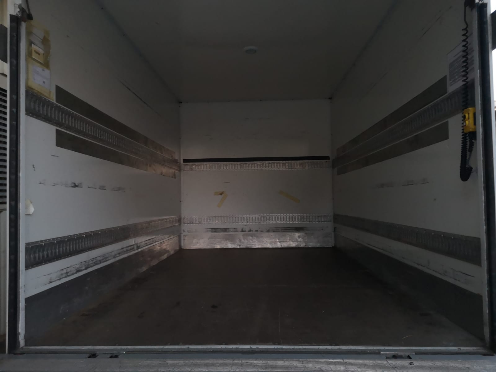 VW Crafter 35 2.0 TDI CR-image-8