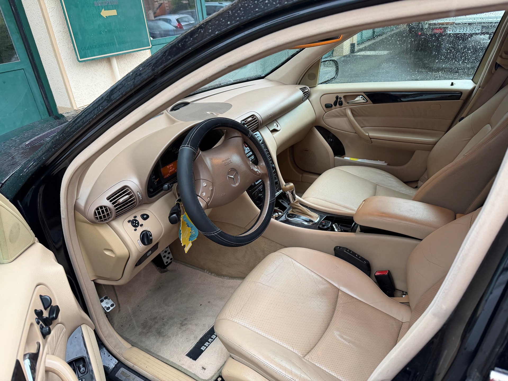 MERCEDES-BENZ C 320 Elégance Automatic-image-5