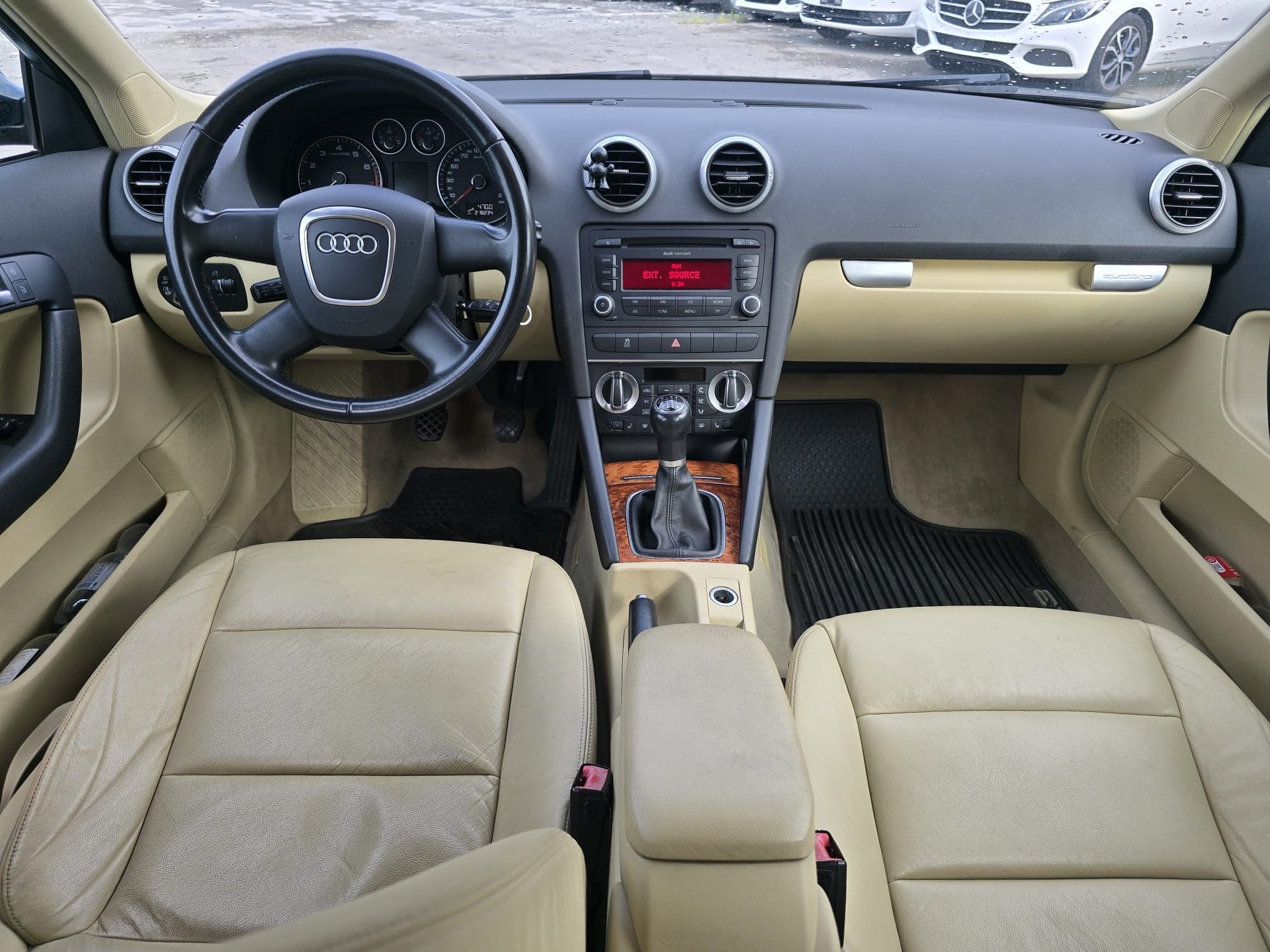 AUDI A3 Sportback 1.8 TFSI Ambiente quattro-image-13
