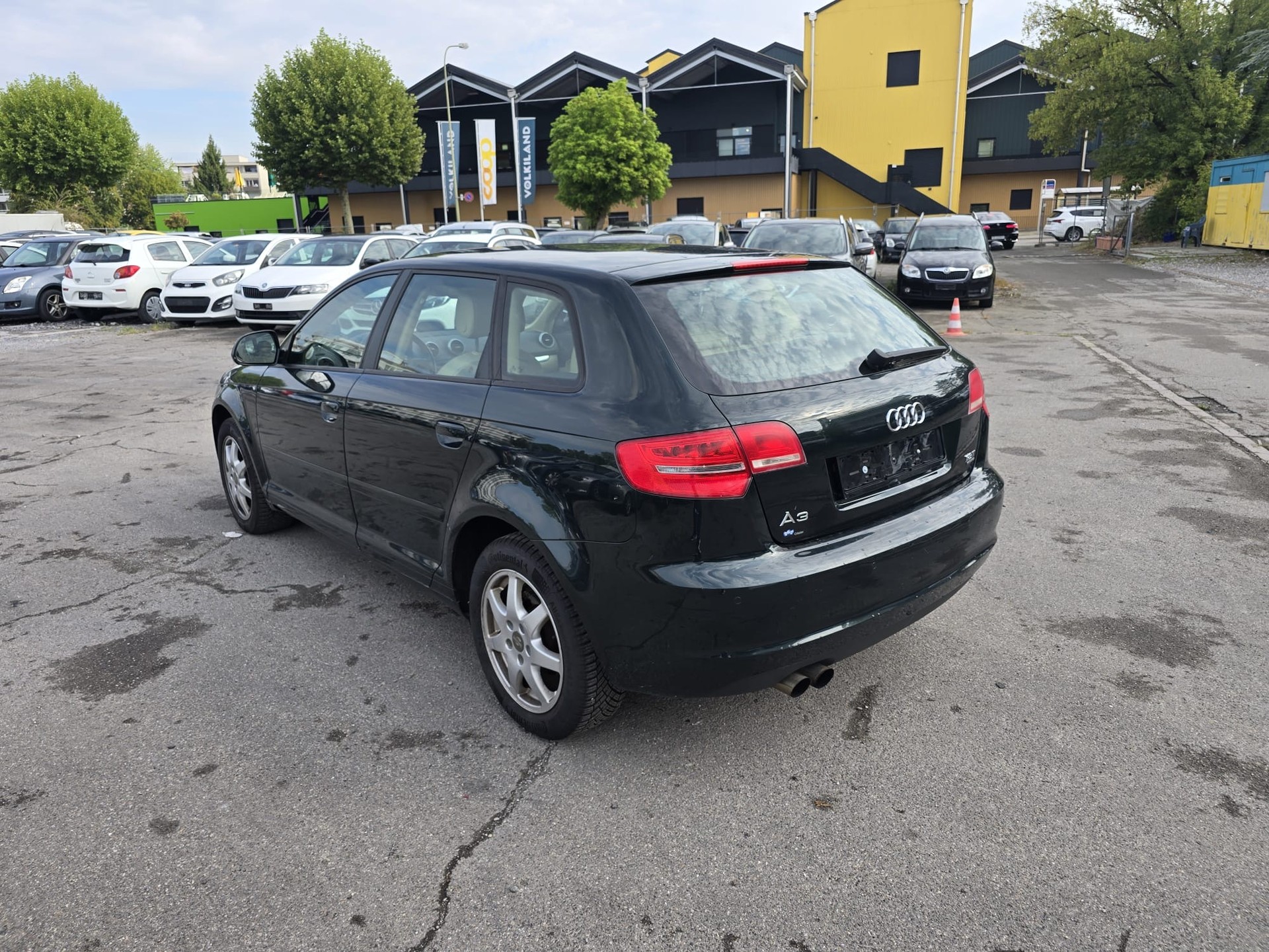 AUDI A3 Sportback 1.8 TFSI Ambiente quattro-image-3