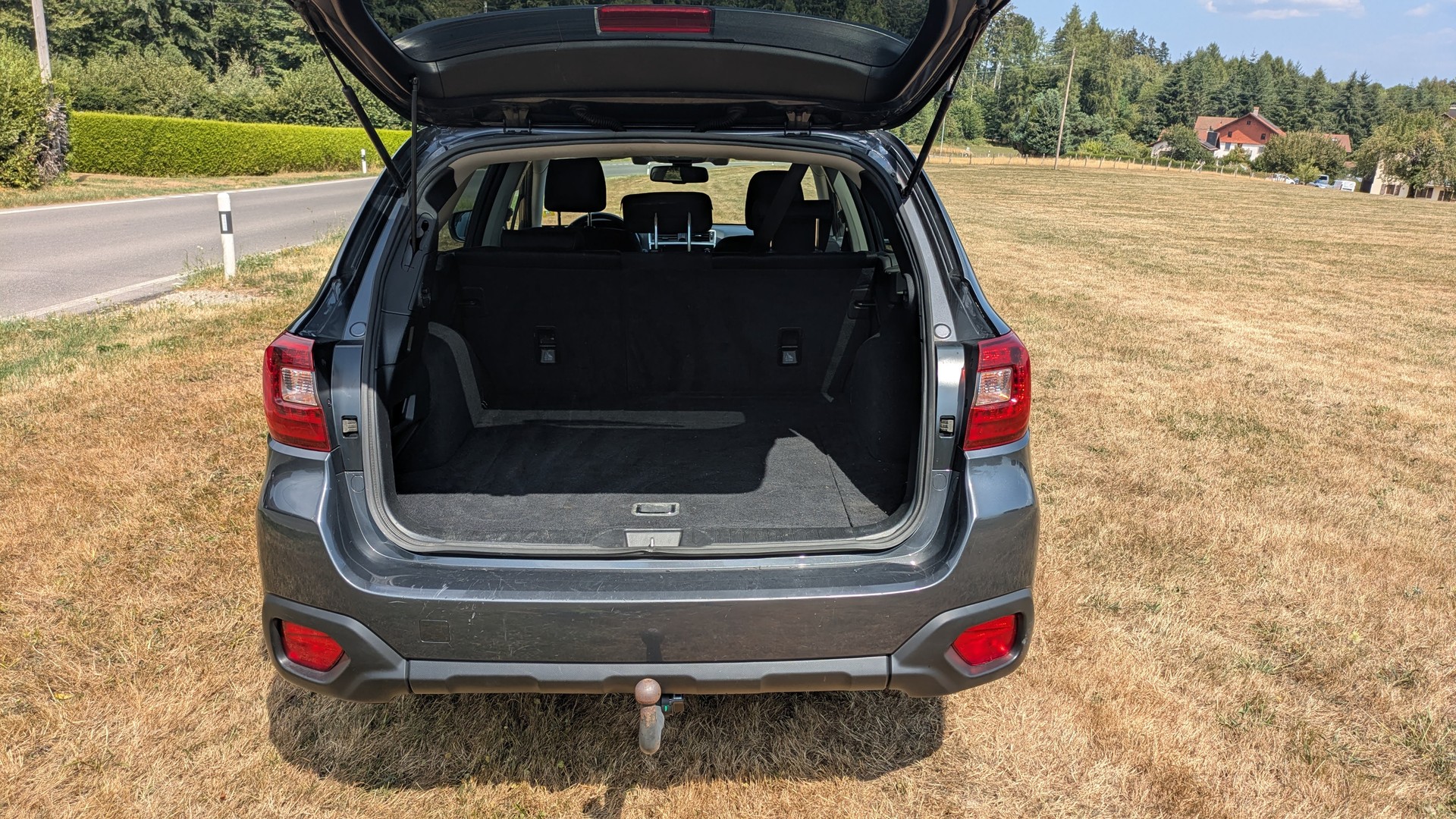 SUBARU 2.5i Swiss Plus-image-3