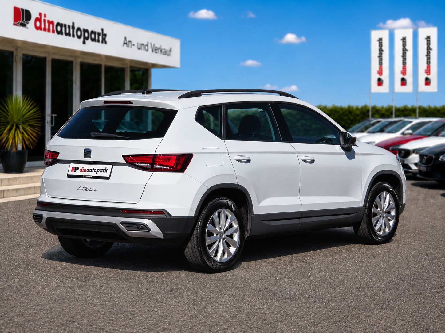 SEAT Ateca 1.5 TSI EVO DSG Style * CH-Fahrzeug * Top Zustand *-image-4