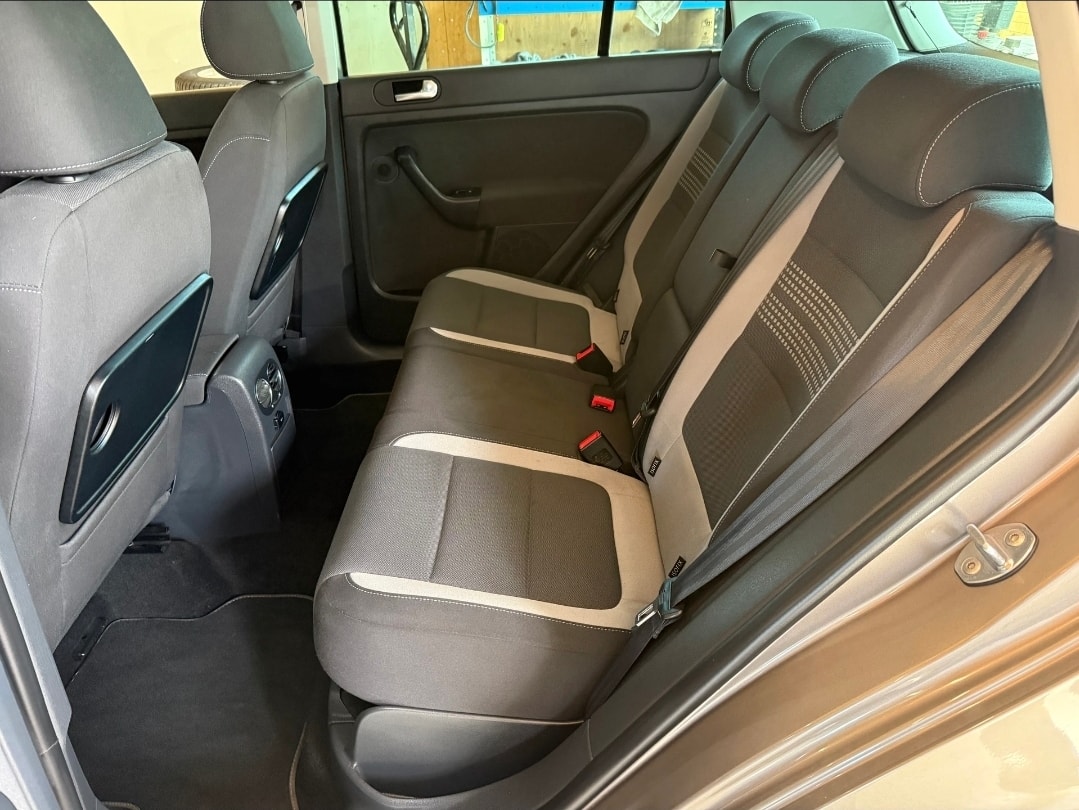 VW Golf Plus 1.4 TSI Trendline DSG-image-7