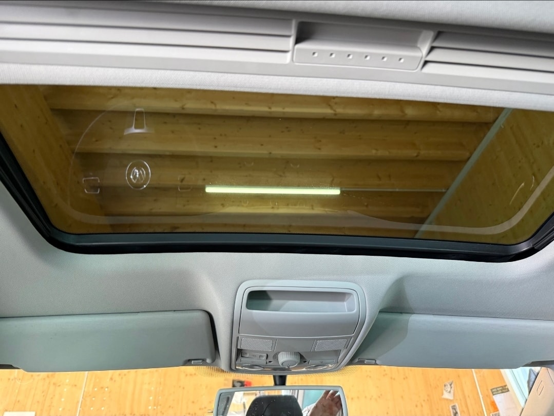 VW Golf Plus 1.4 TSI Trendline DSG-image-13