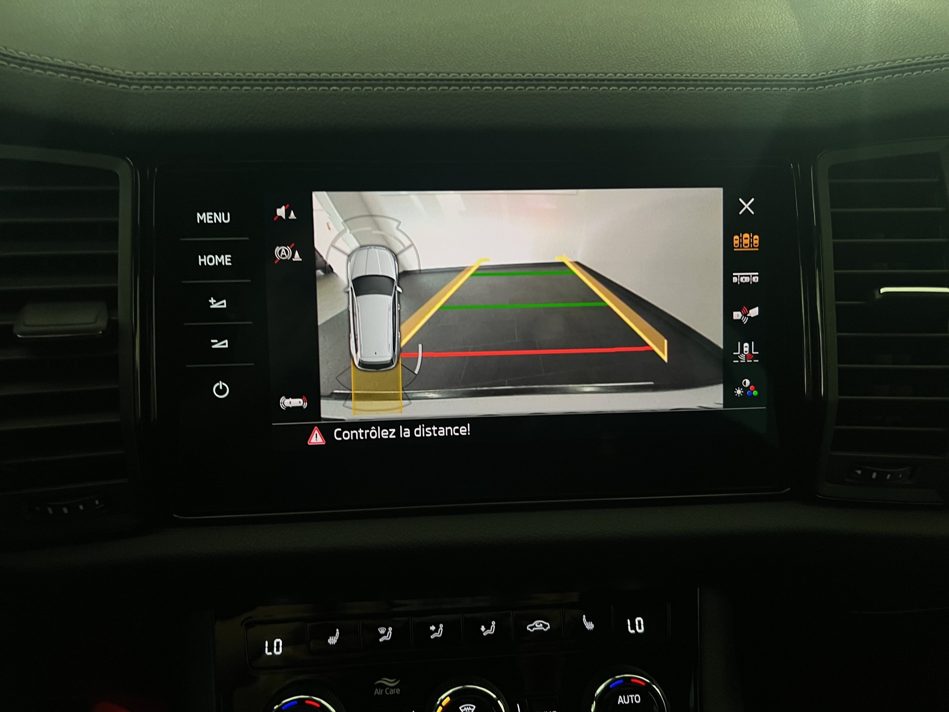 SKODA Kodiaq 2.0 TSI 4x4 SportLine-image-12