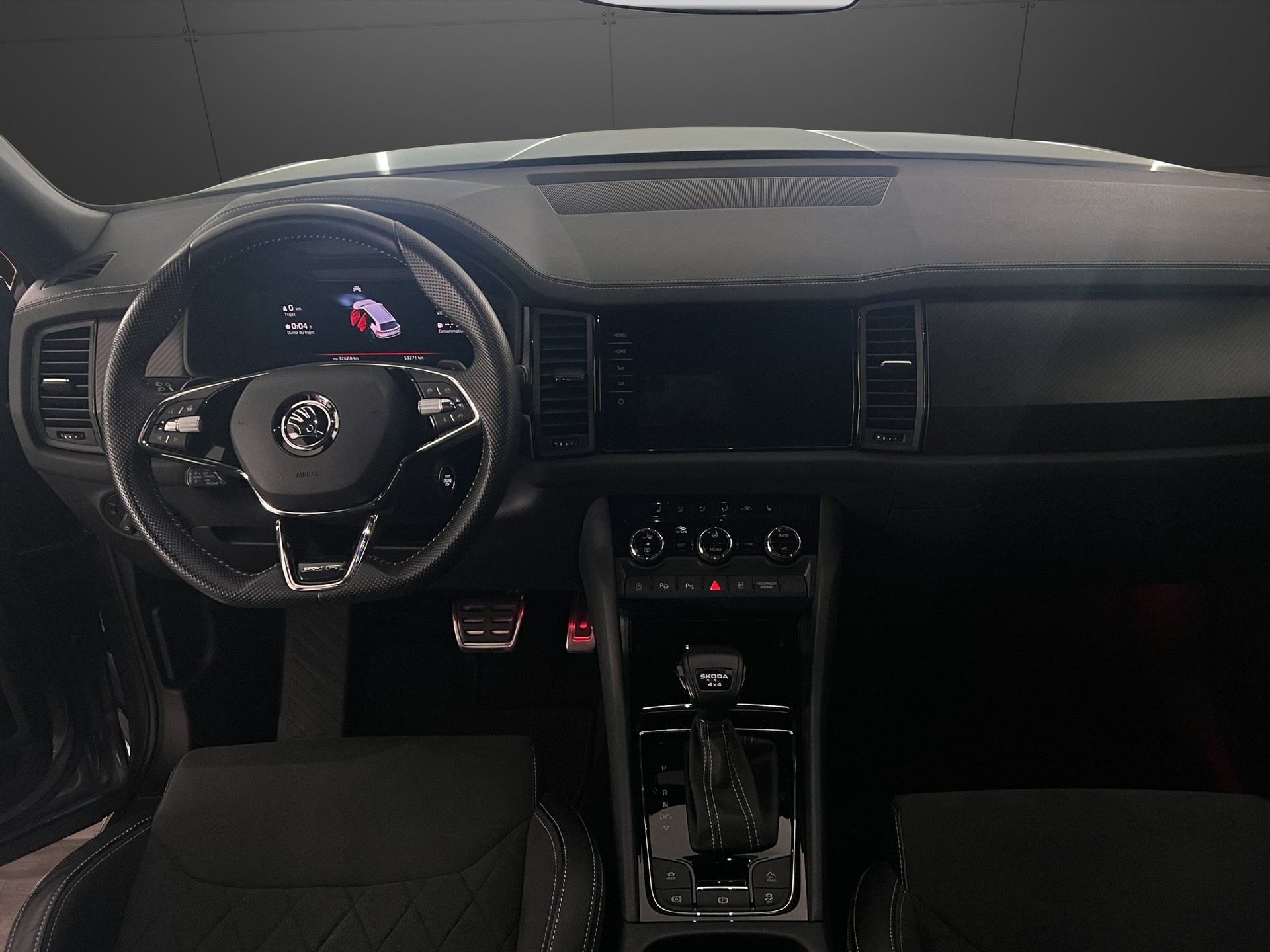 SKODA Kodiaq 2.0 TSI 4x4 SportLine-image-10