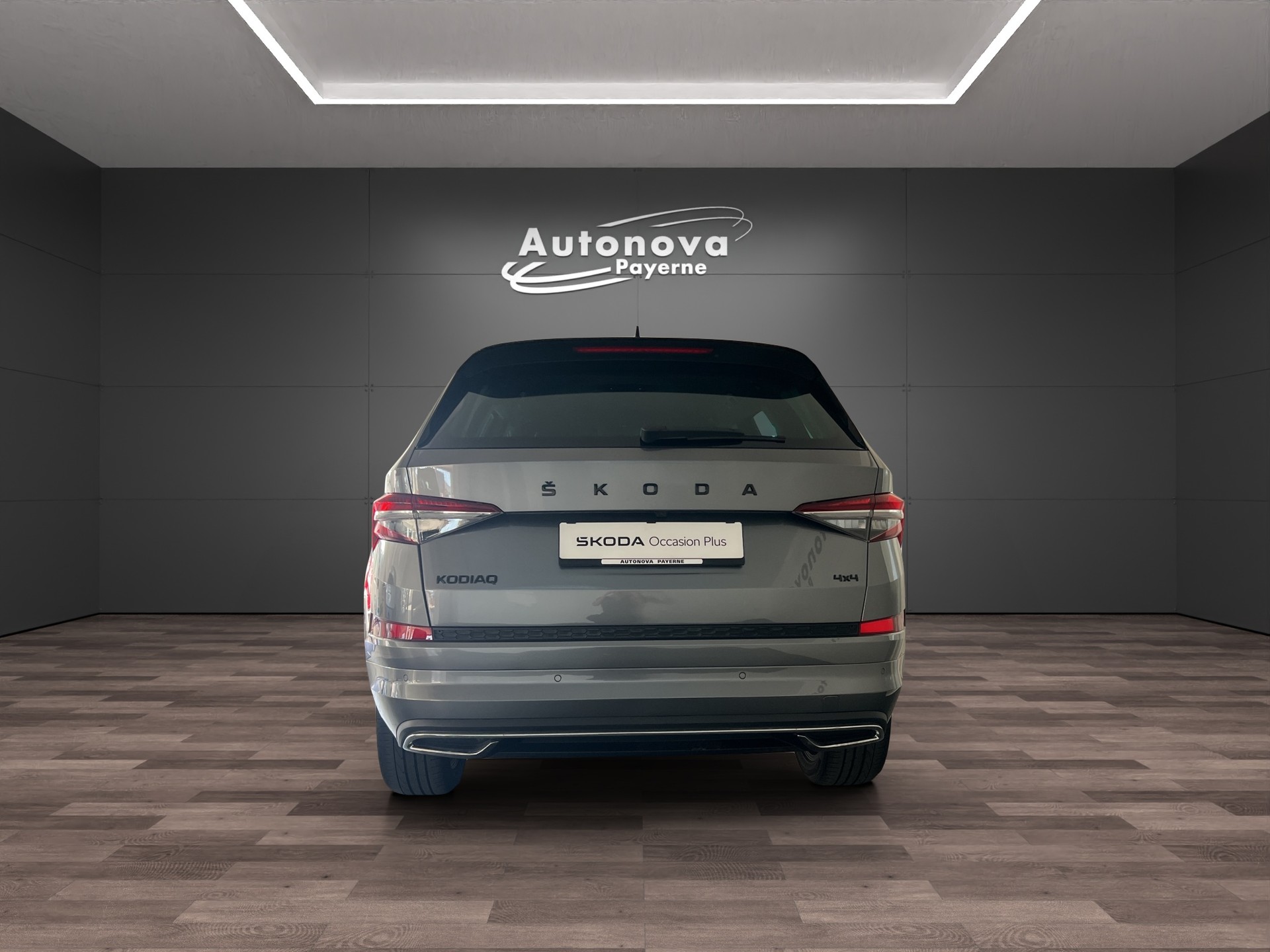 SKODA Kodiaq 2.0 TSI 4x4 SportLine-image-4
