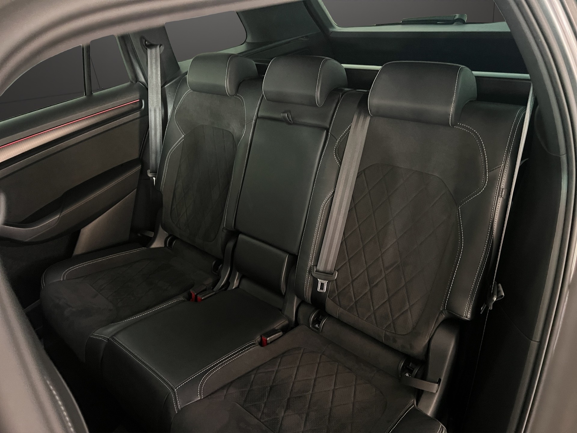 SKODA Kodiaq 2.0 TSI 4x4 SportLine-image-9
