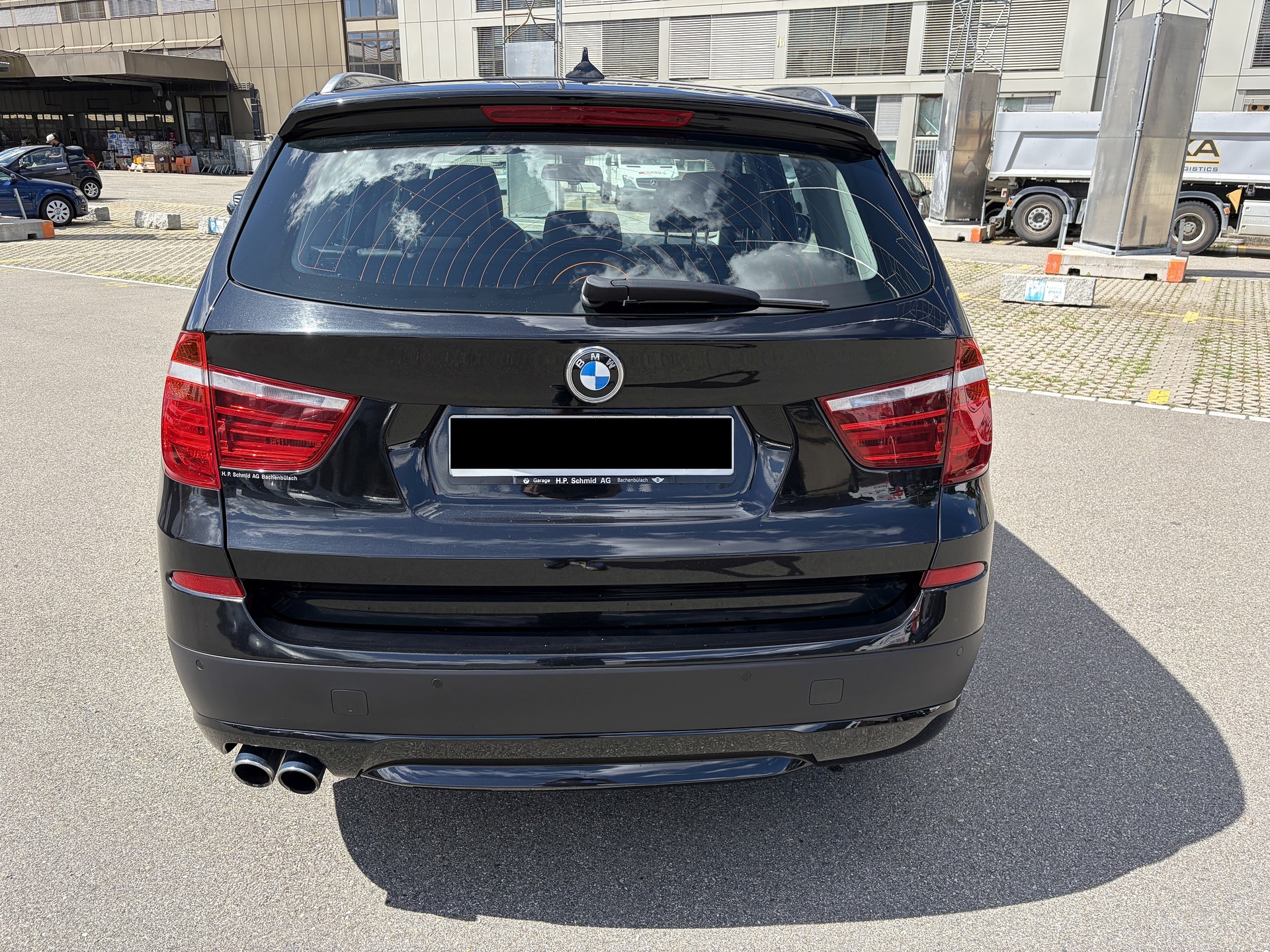 BMW 28i xDrive-image-1
