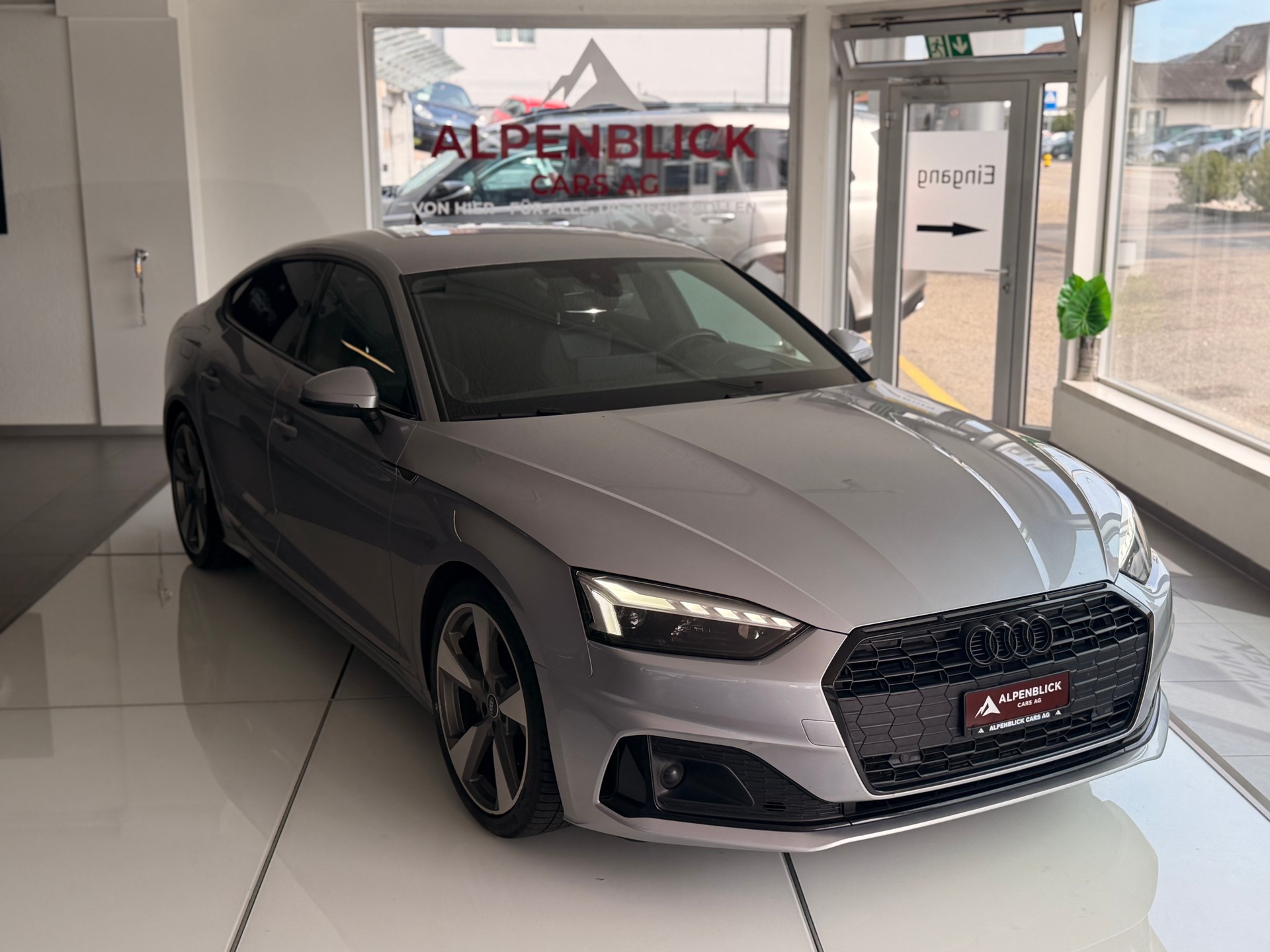AUDI A5 Sportback 40 TDI S-line S-tronic-image-4
