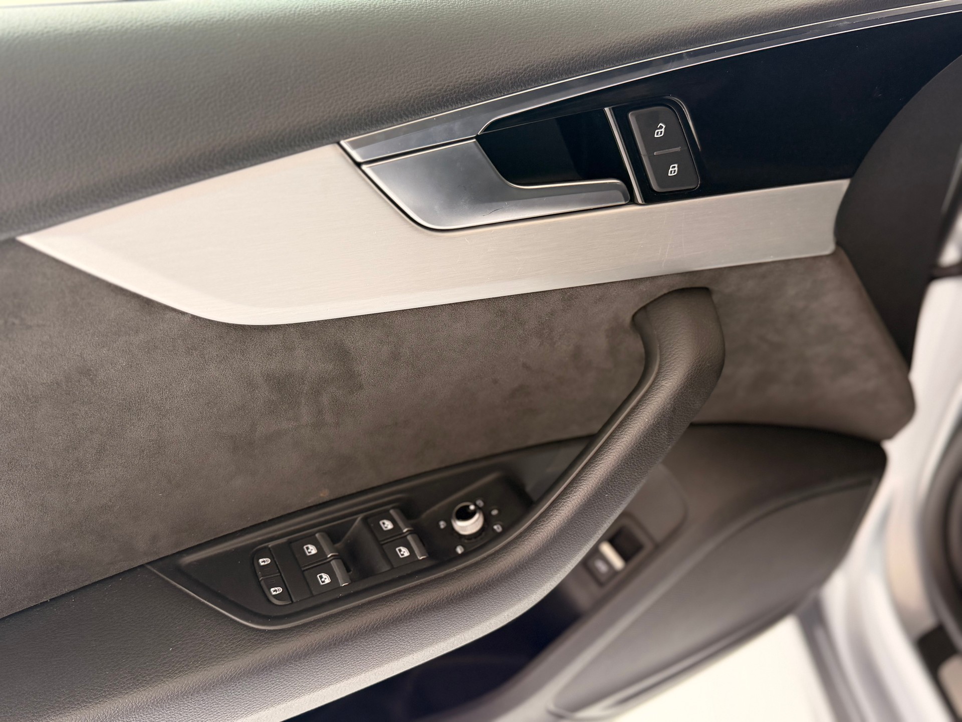 AUDI A5 Sportback 40 TDI S-line S-tronic-image-14