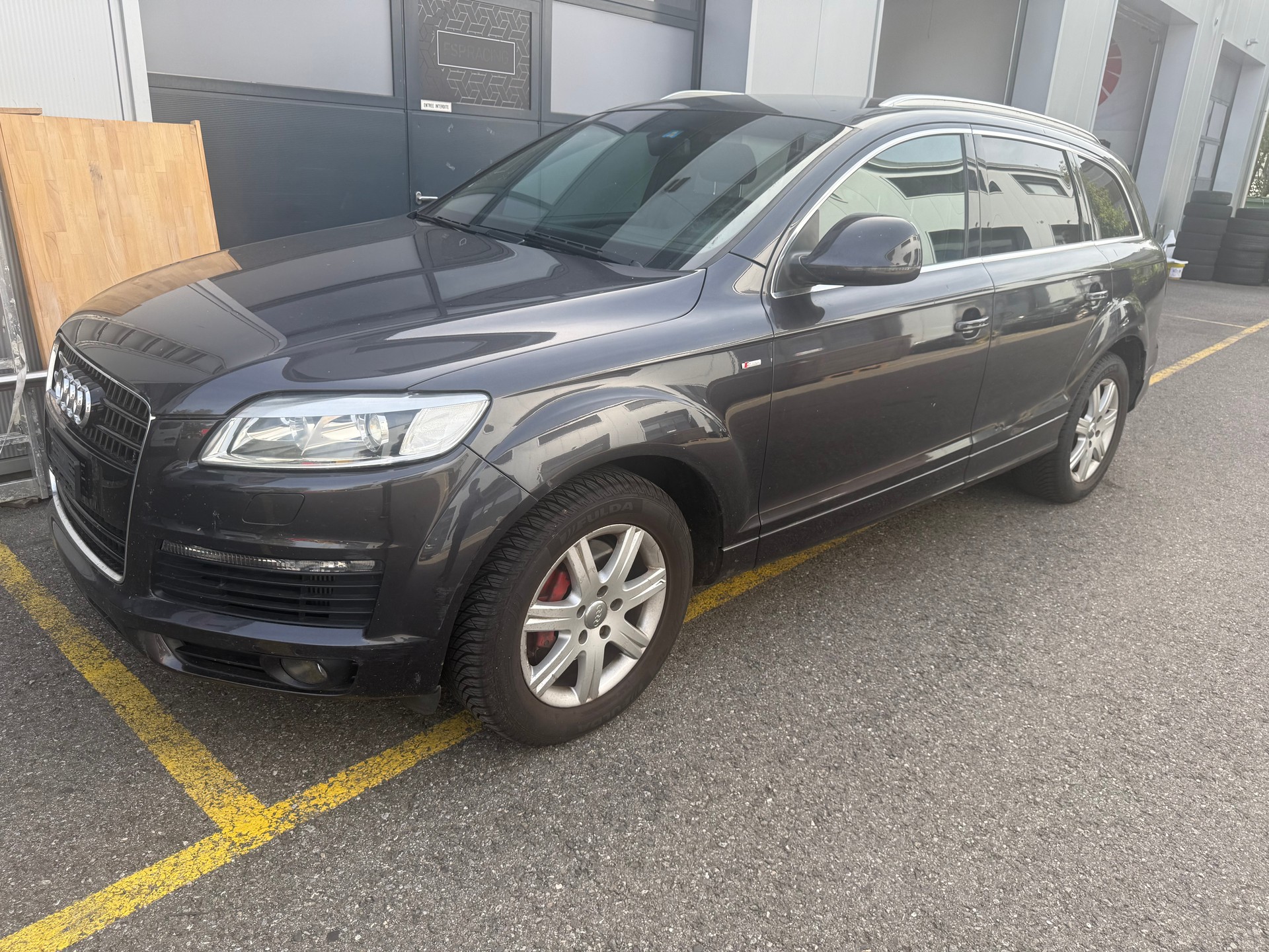 AUDI Q7 3.0 TDI quattro tiptronic-image-0