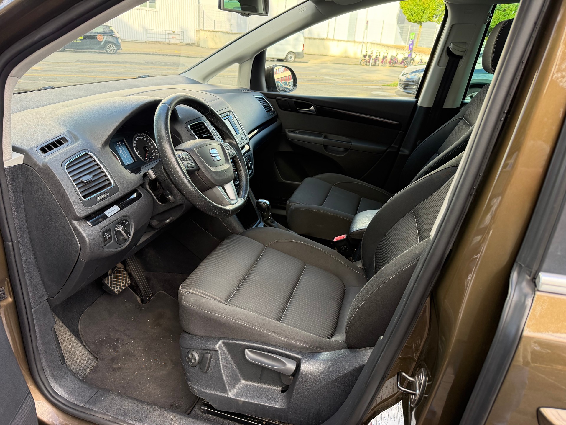 SEAT Alhambra 1.4 TSI Reference Eco DSG-image-10