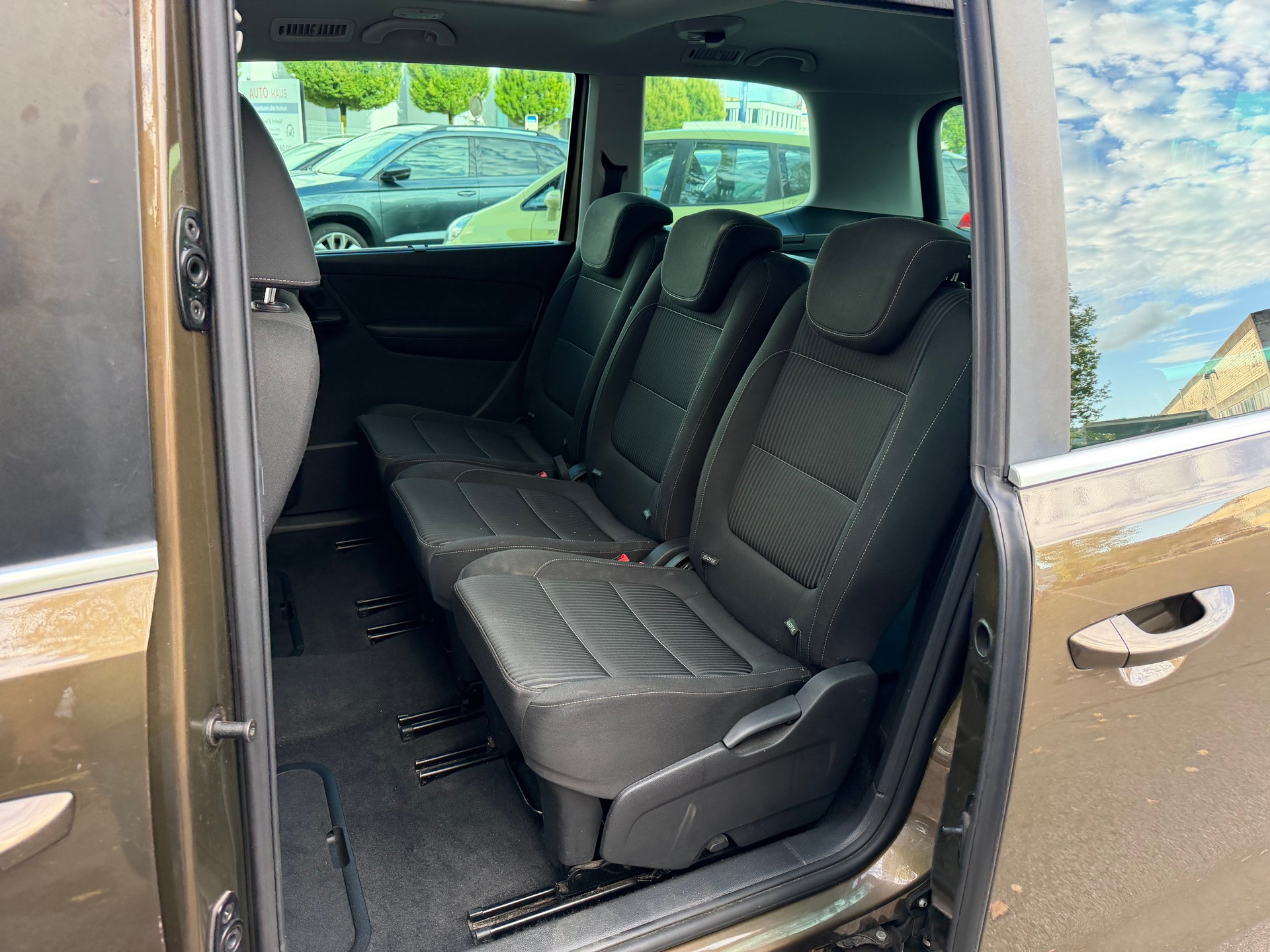 SEAT Alhambra 1.4 TSI Reference Eco DSG-image-11