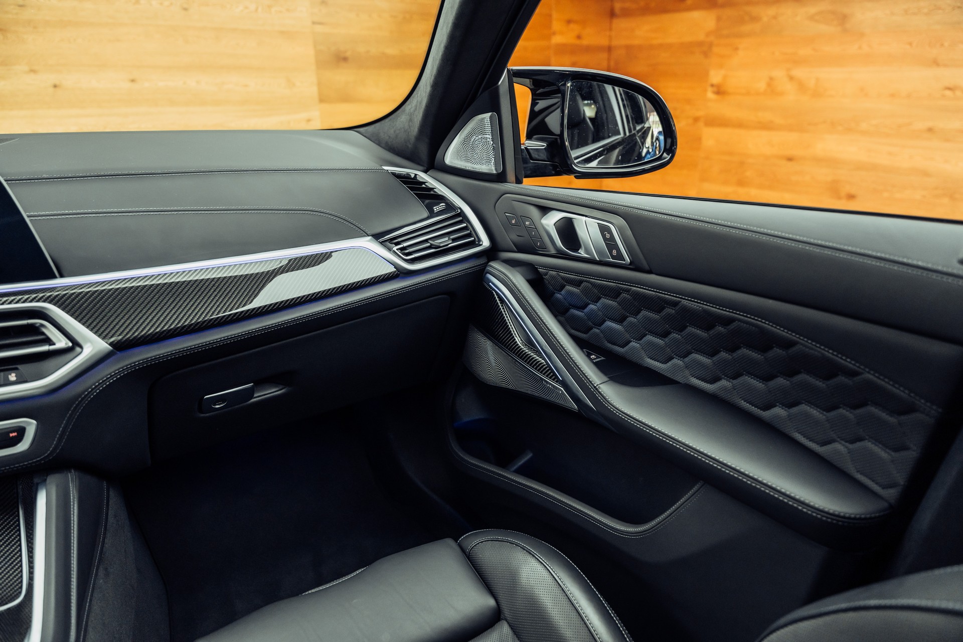 BMW X6M Steptronic M Competition-image-11