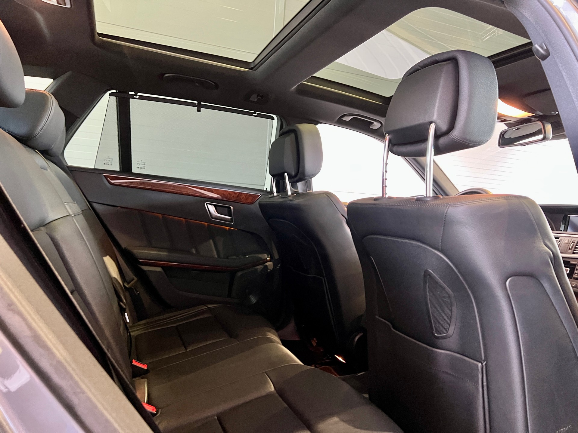 MERCEDES-BENZ E 500 CGI 4Matic 7G-Tronic AMG-LINE-image-18