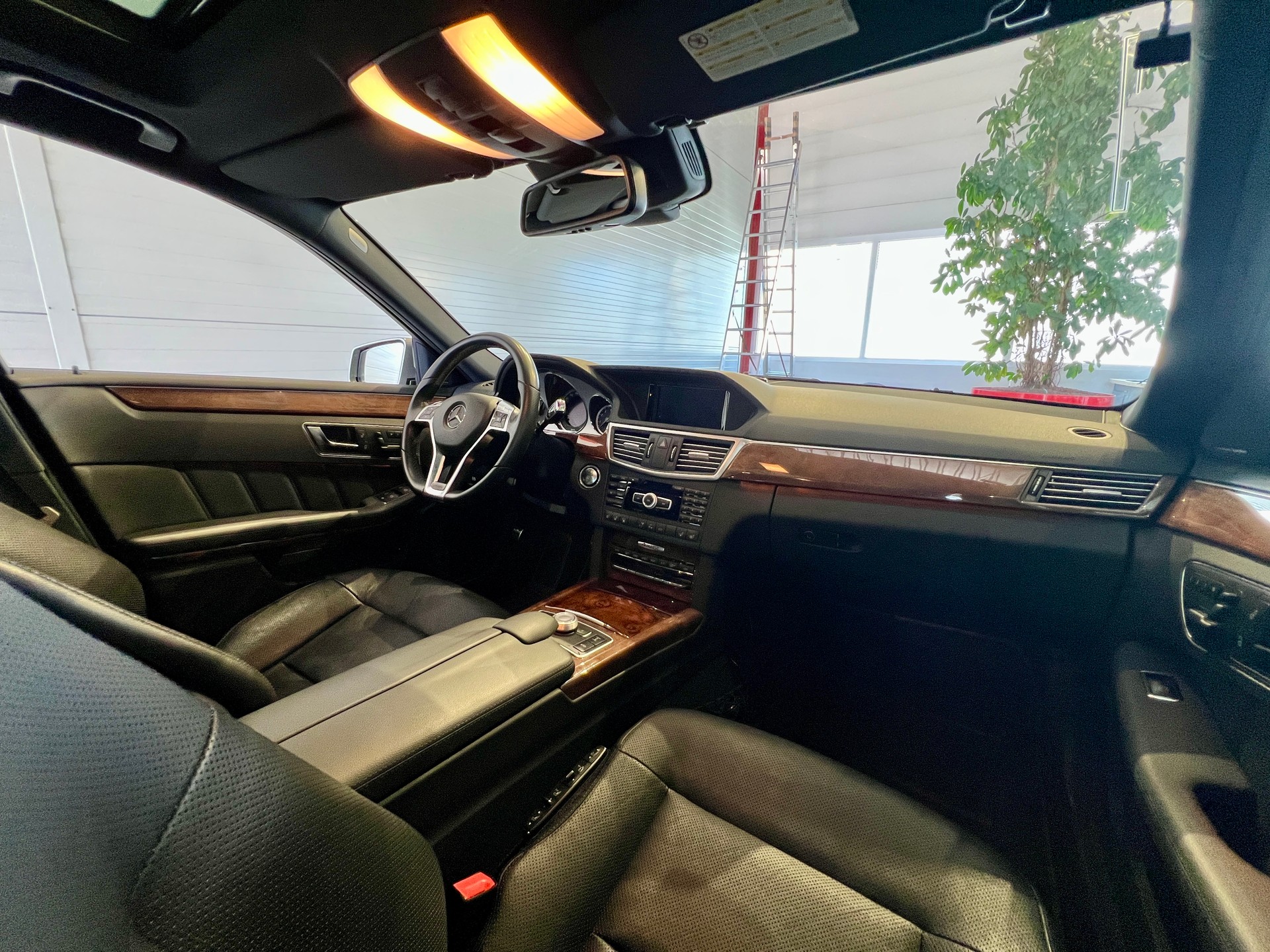 MERCEDES-BENZ E 500 CGI 4Matic 7G-Tronic AMG-LINE-image-20