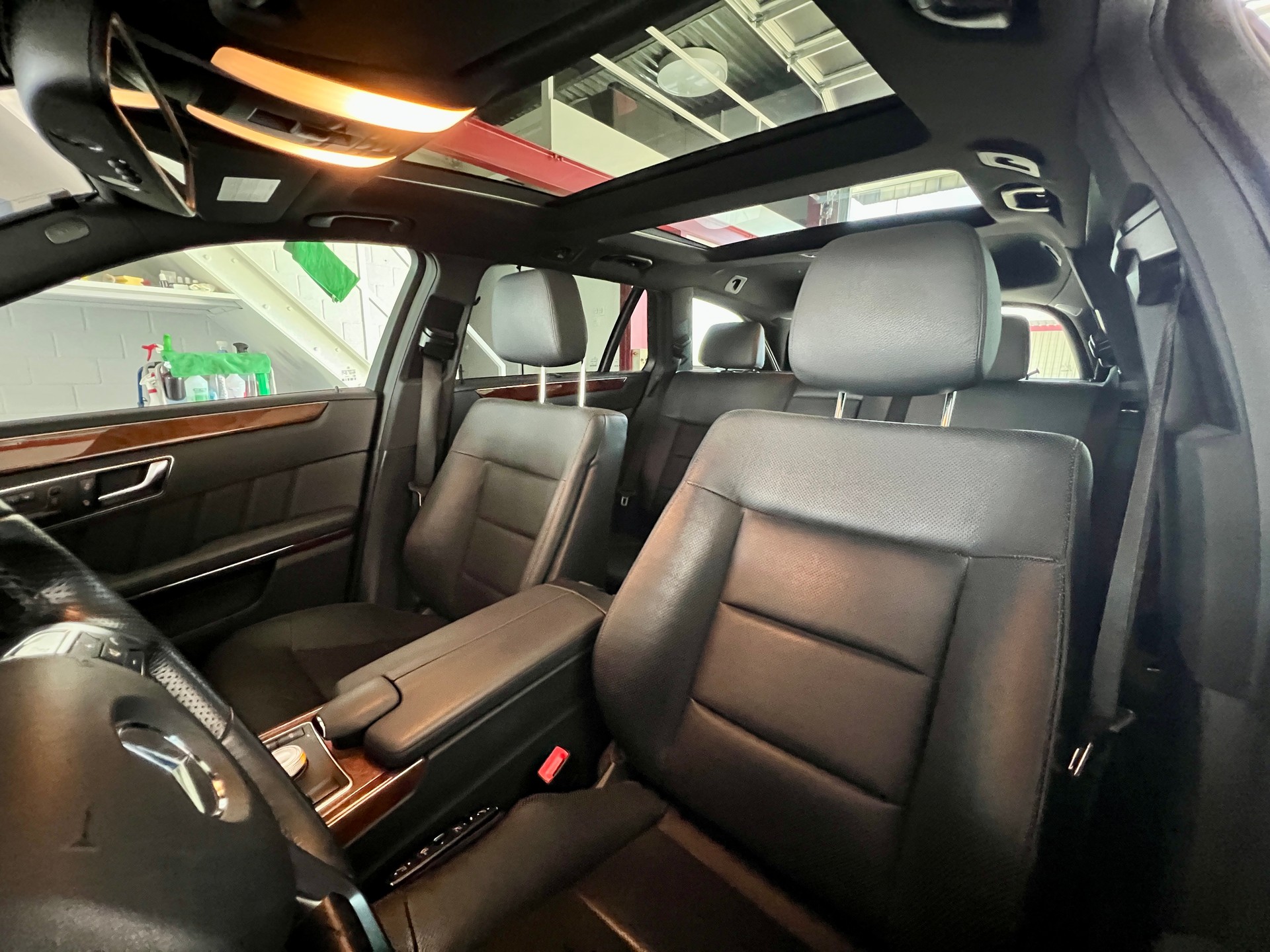 MERCEDES-BENZ E 500 CGI 4Matic 7G-Tronic AMG-LINE-image-10