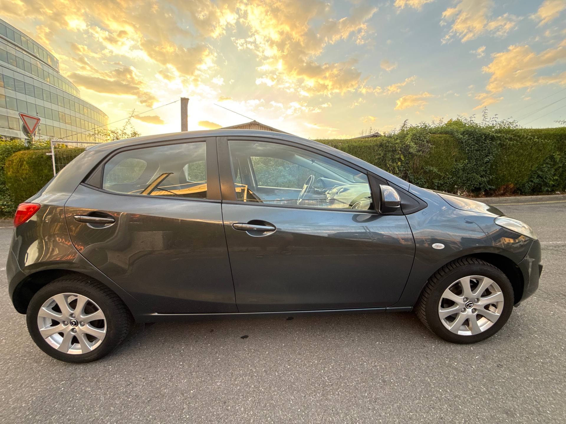 MAZDA 2 1.3i 16V Motion-image-7
