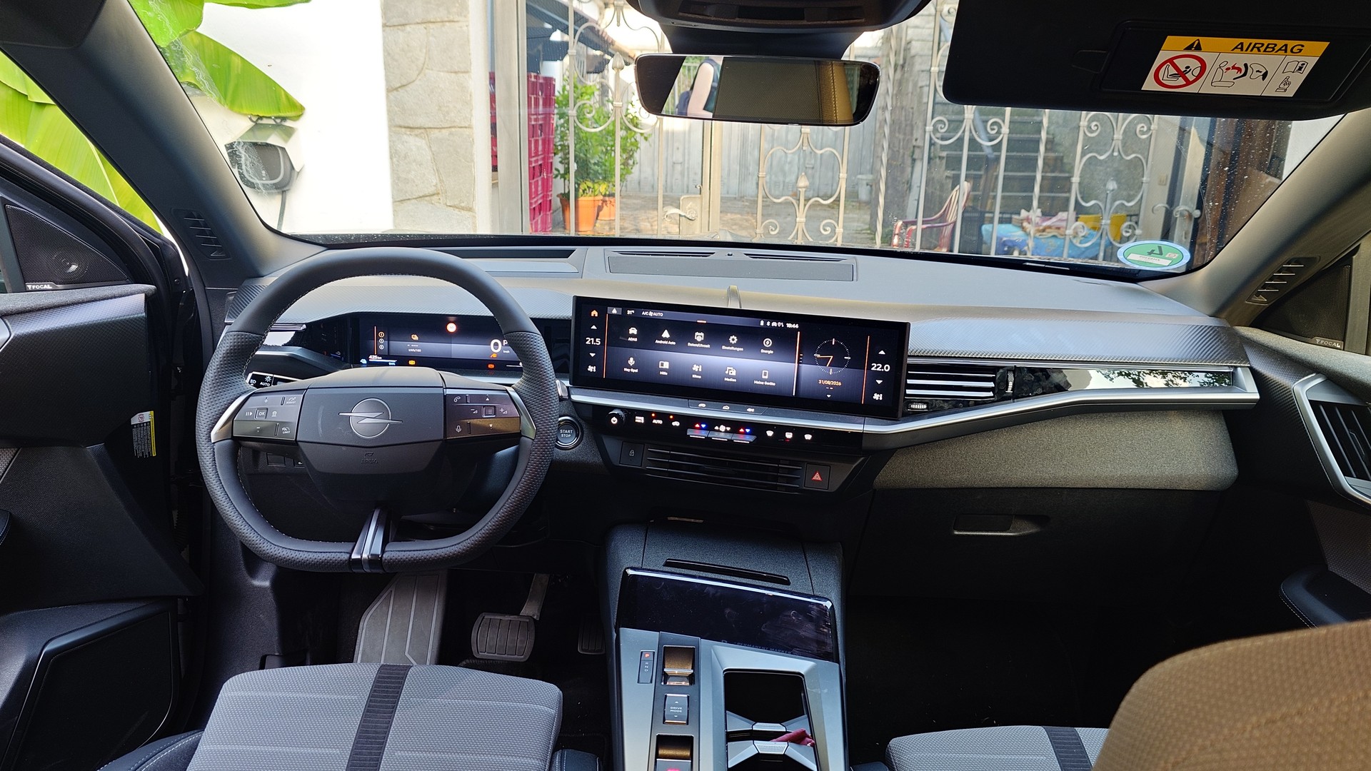 OPEL Ultimate FWD-image-6